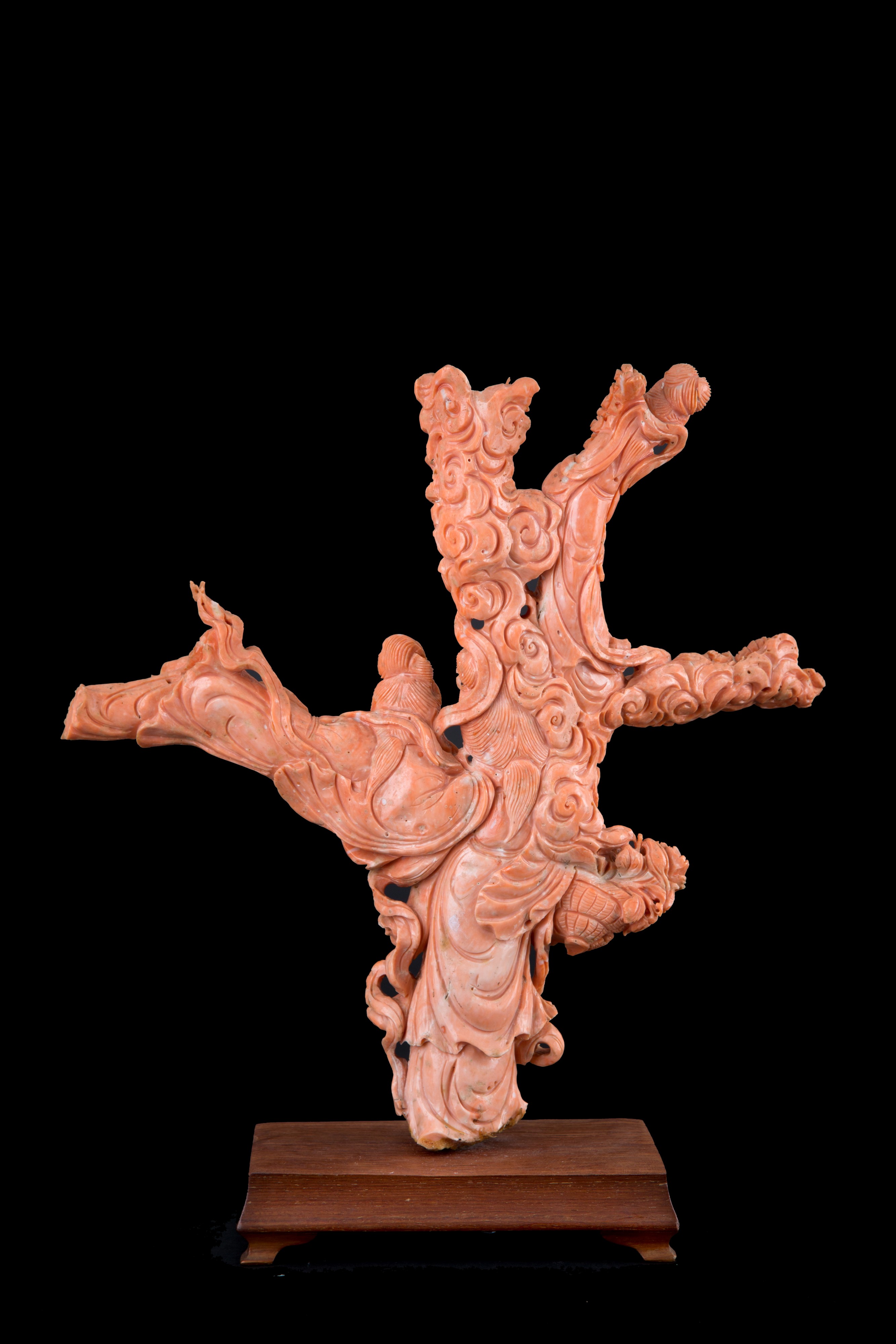 Scultura in corallo "TRE GUANYIN"