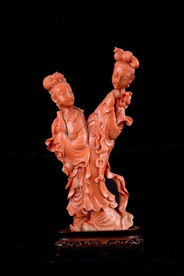 Scultura in corallo "DUE GUANYIN"