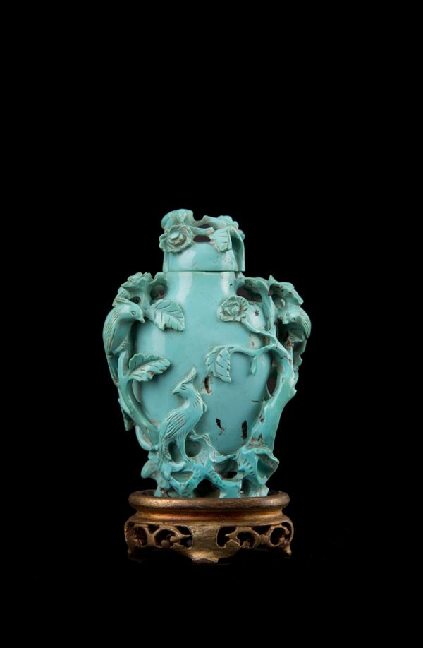 Turquoise snuff bottle