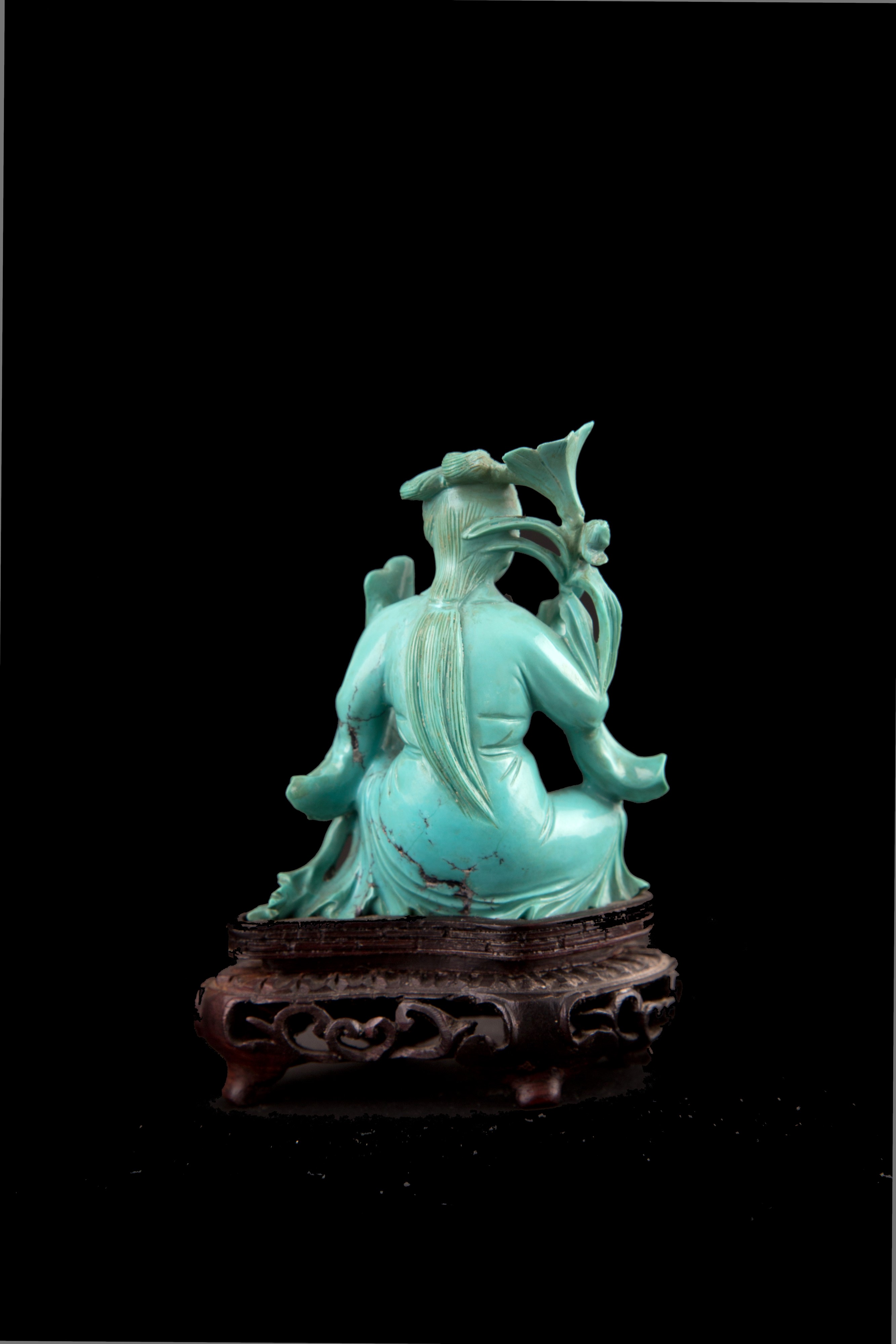 Piccola scultura "GUANYIN CON FIORE DI LOTO"