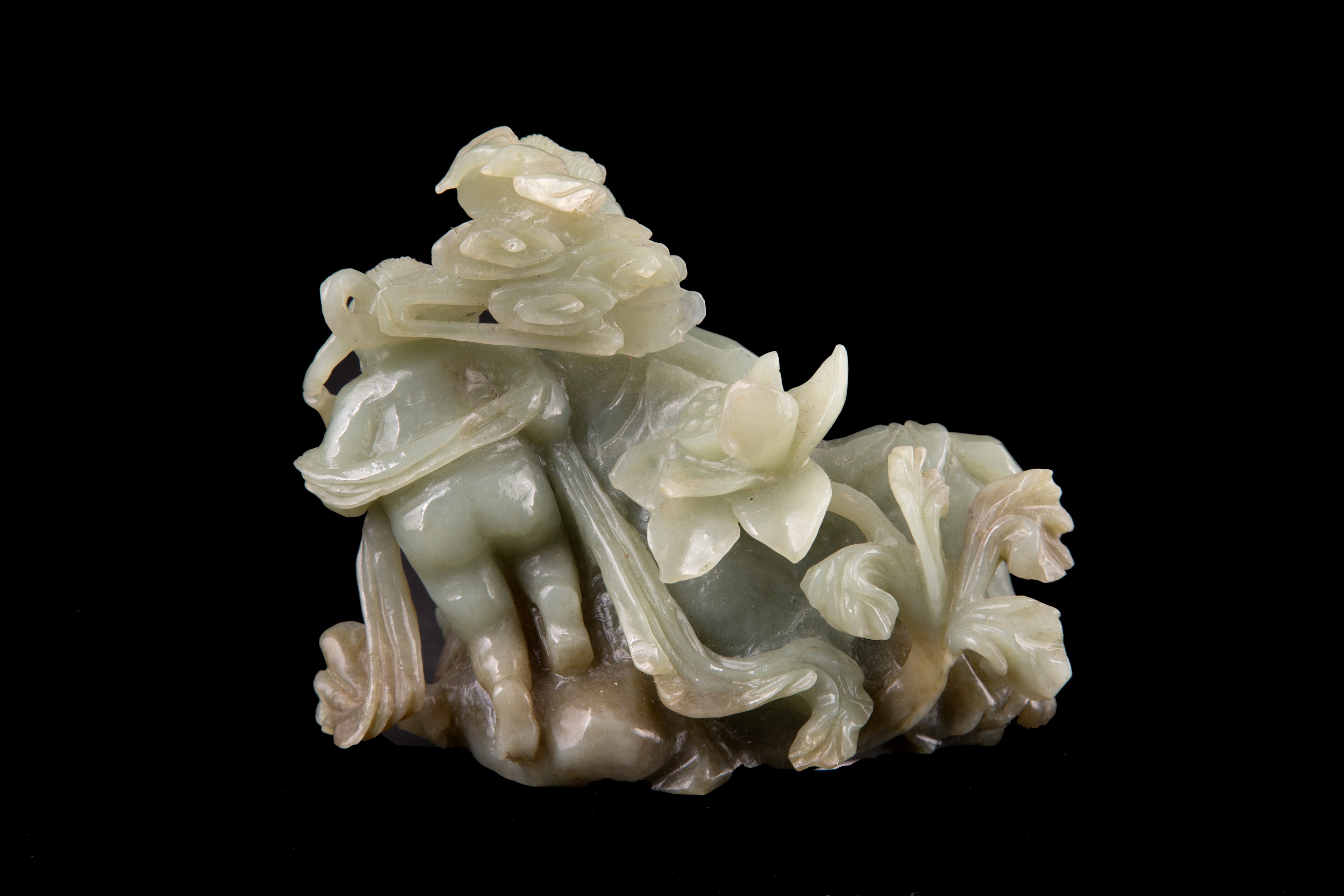 Scultura "PERSONAGGIO FEMMINILE CON BAMBINO"