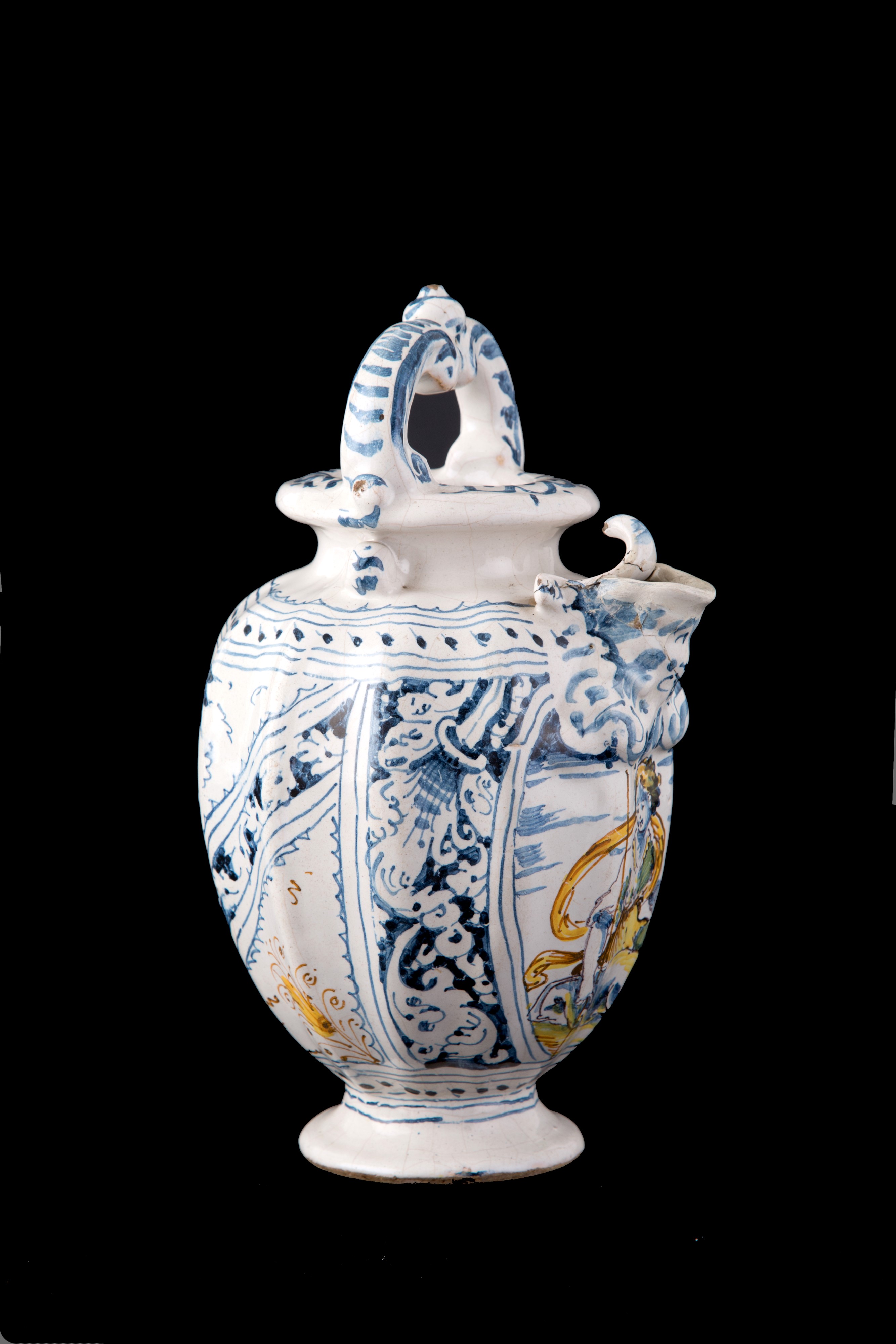 Versatoio in Maiolica