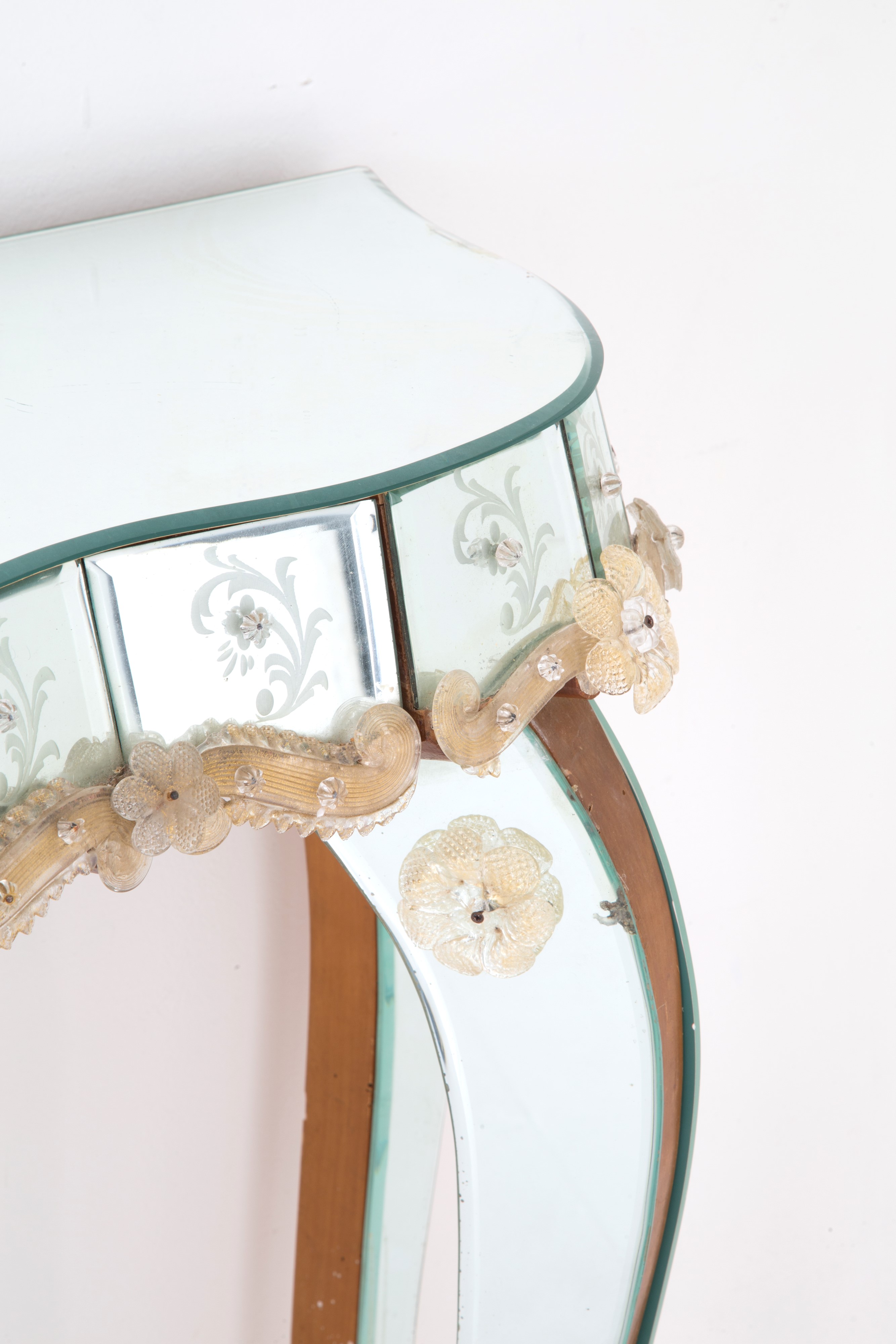 Consolle Rivestita in Vetro di Murano