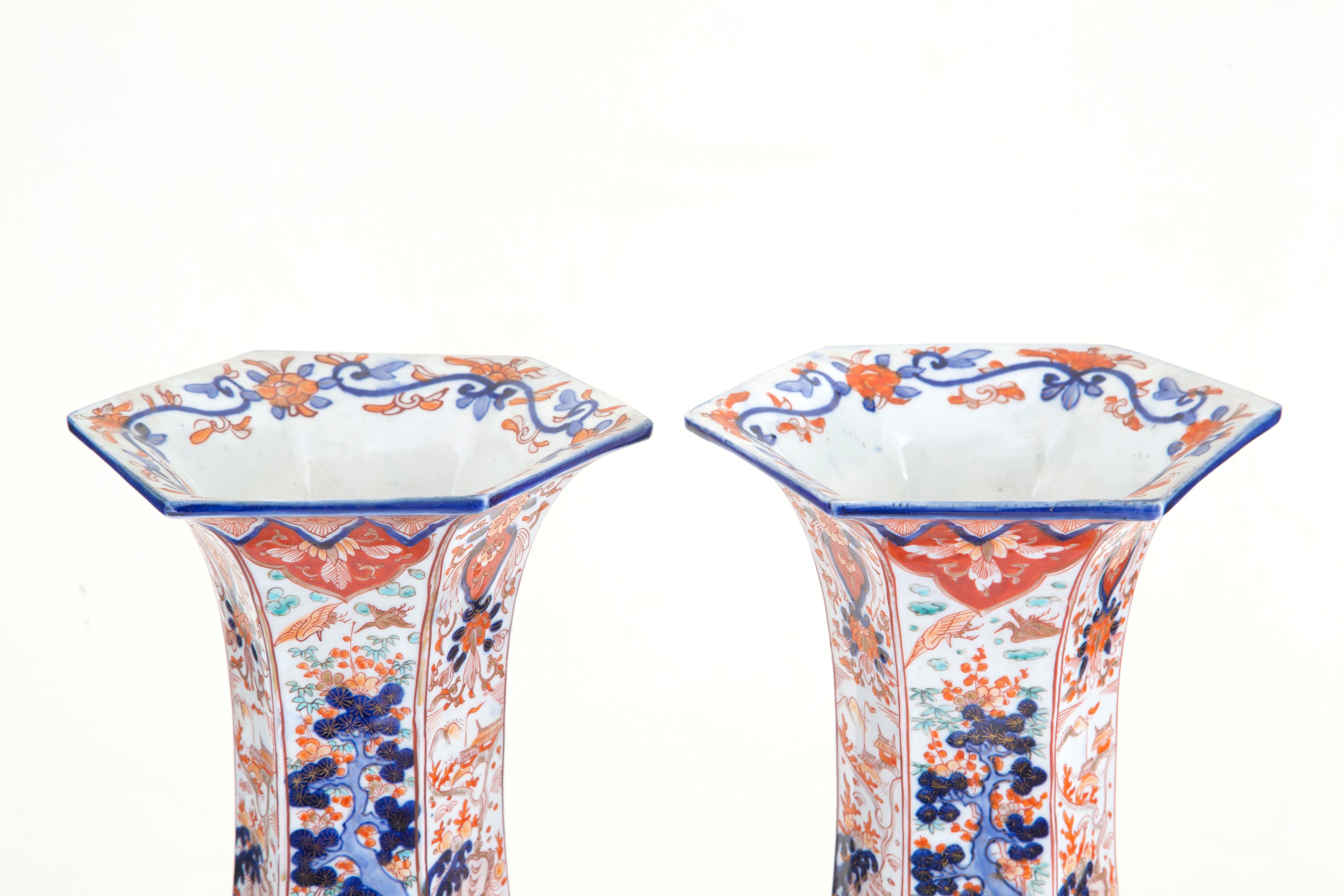 Coppia di vasi Imari