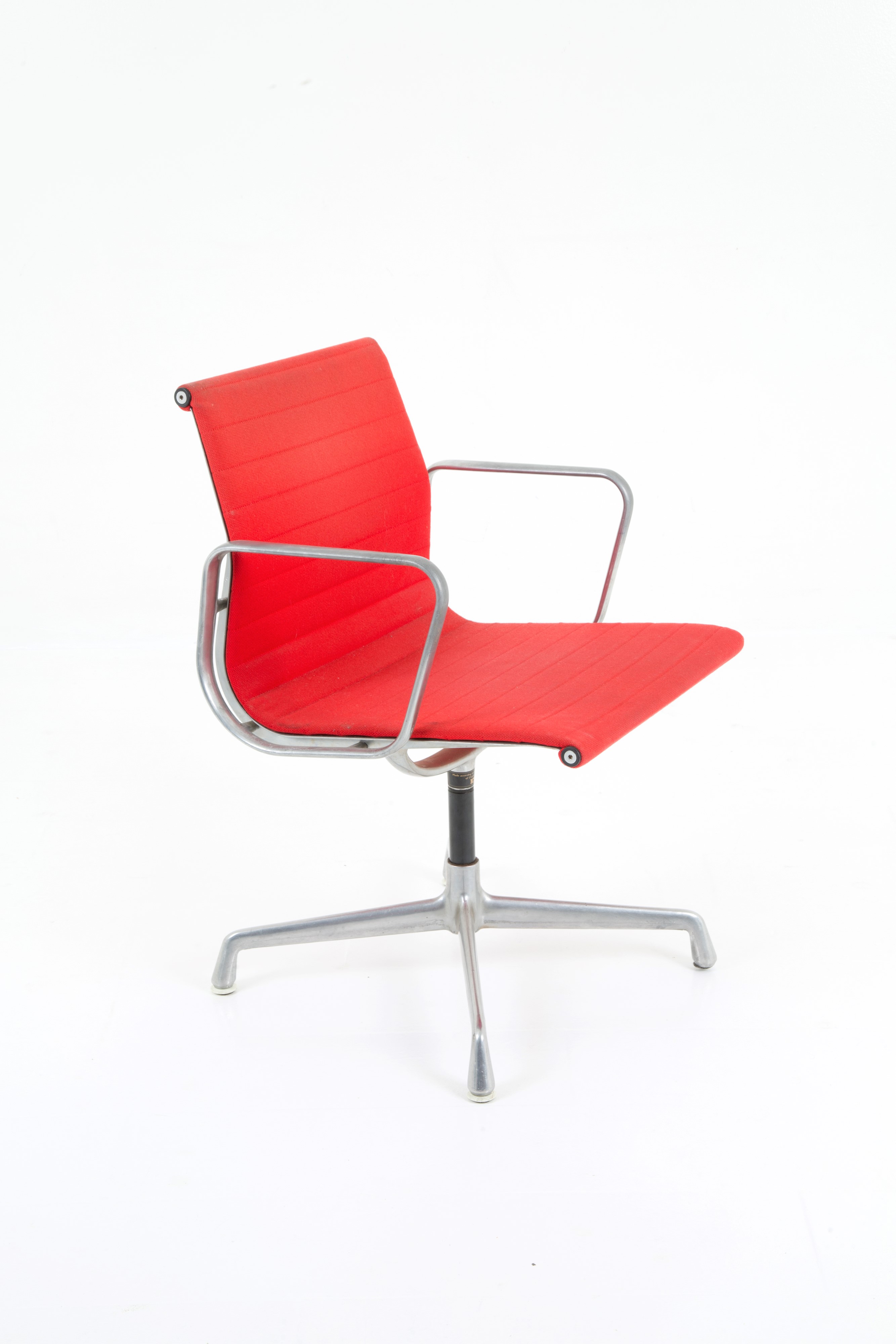 Charles Eames, Ray Eames - Otto Sedie Ea 108 per Icf su Licenza Herman Miller
