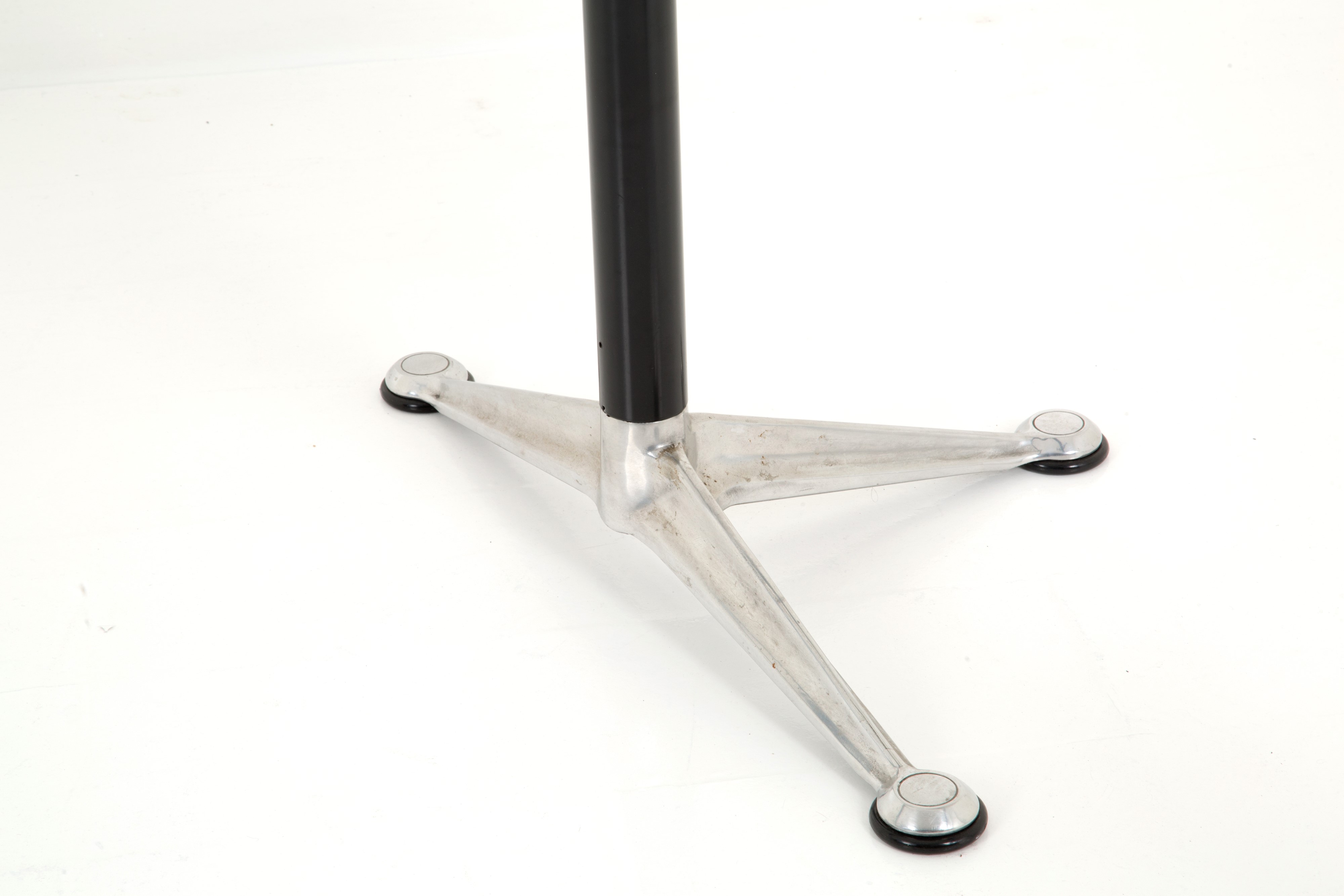 Bruce Burdick - Scrivania per Herman Miller (attr.)