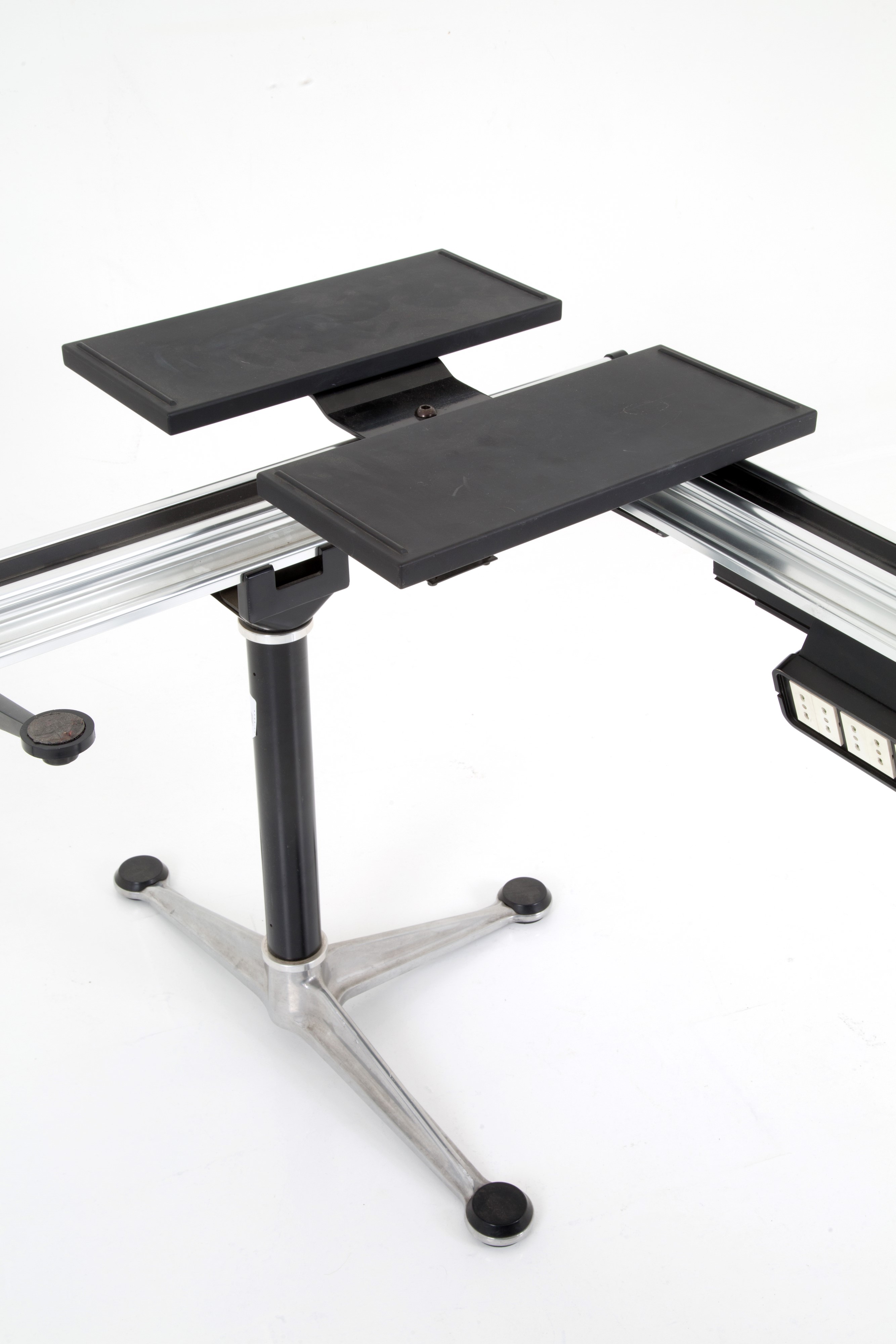 Bruce Burdick - Scrivania per Herman Miller (attr.)