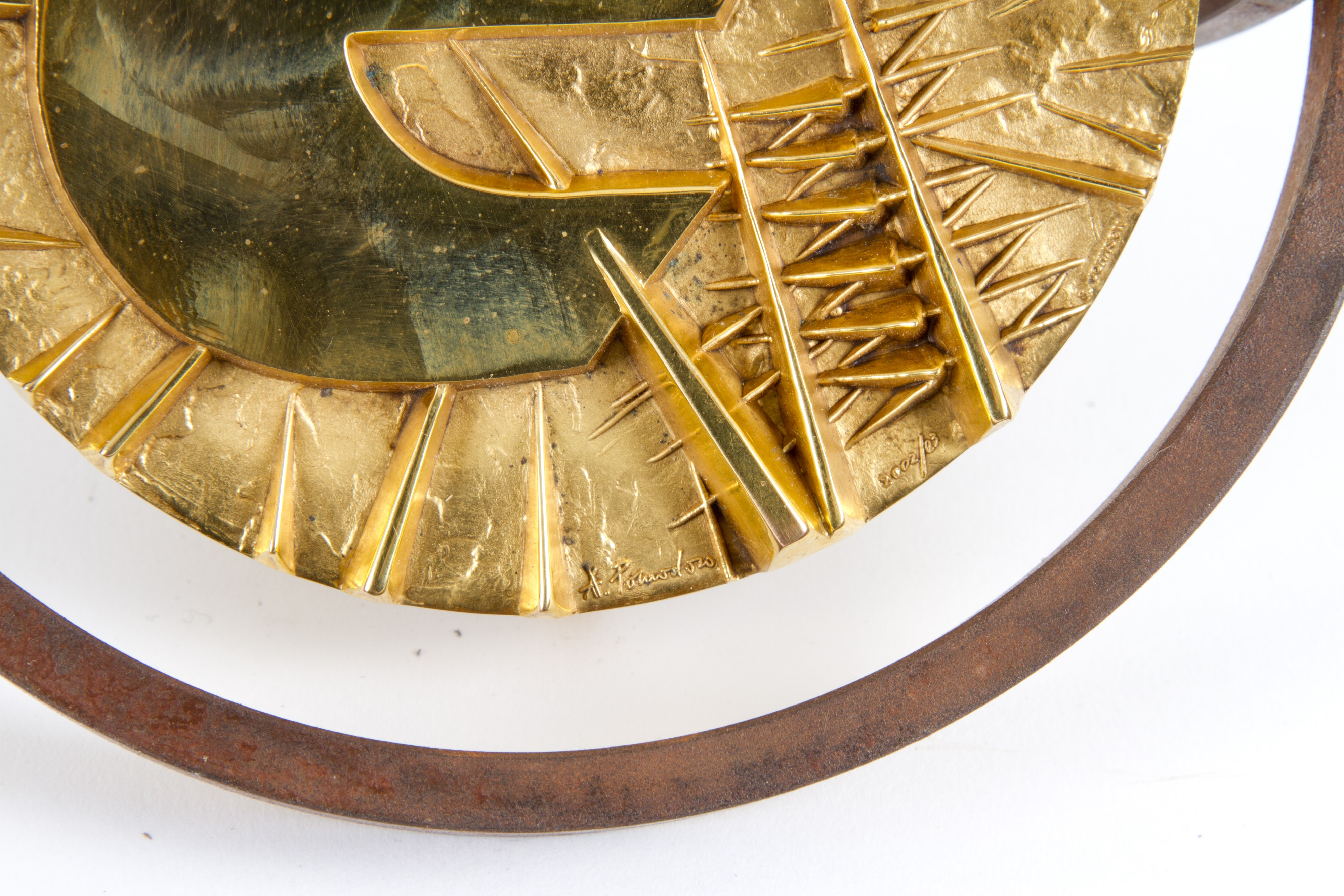 Arnaldo Pomodoro - Scultura "giroscopio"