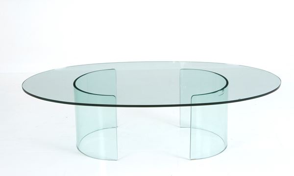 Oval glass coffee table