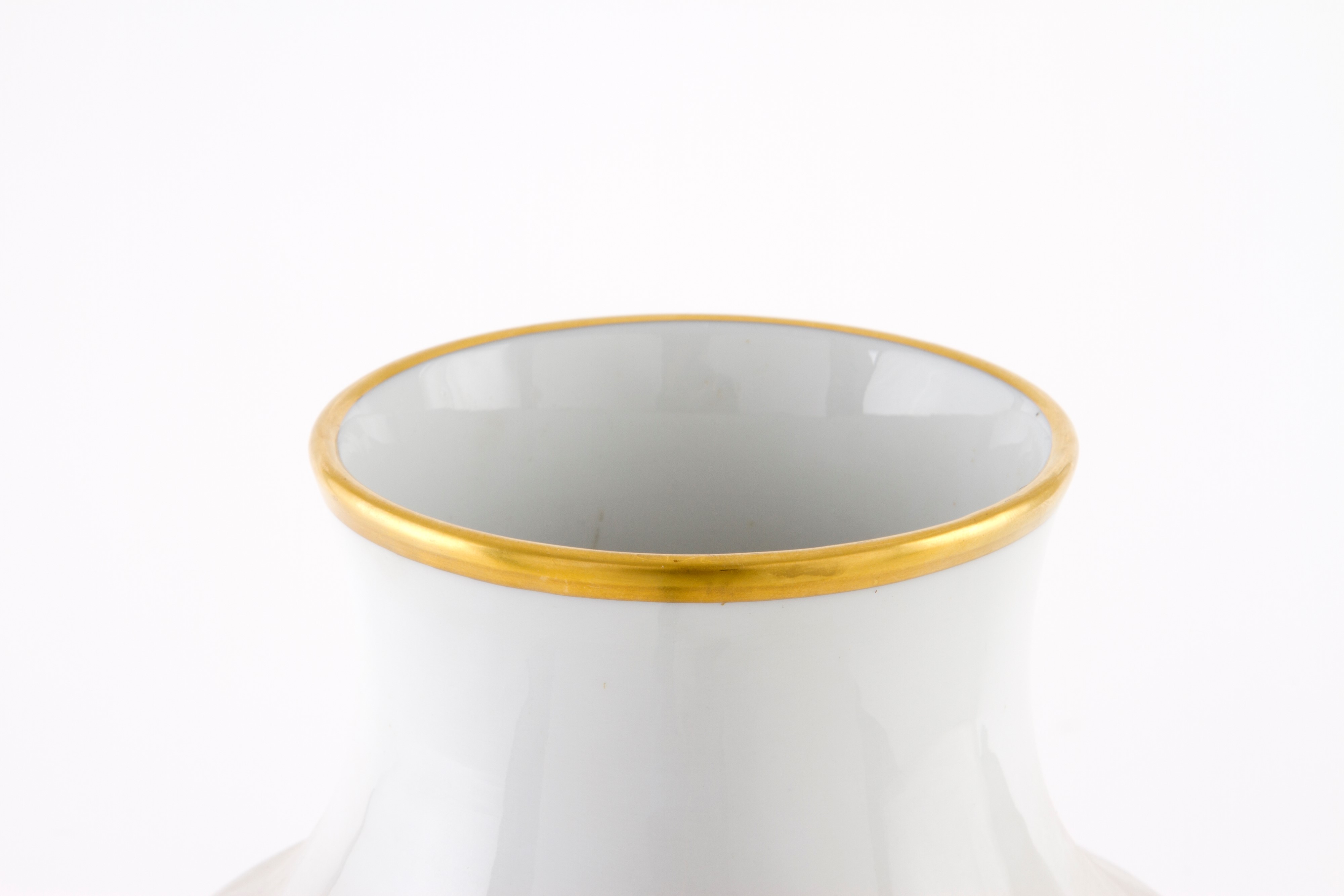 Vaso in Porcellana. Arte Morbelli