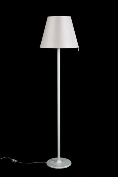 Piantana Melampo per Artemide