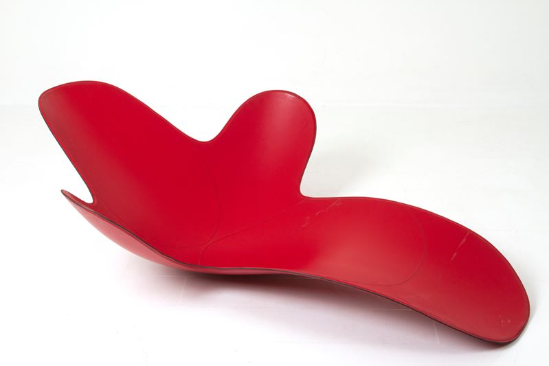 Monica Graffeo - Chaise Longue Lazy Mary in Cuoio Rosso per Disguincio