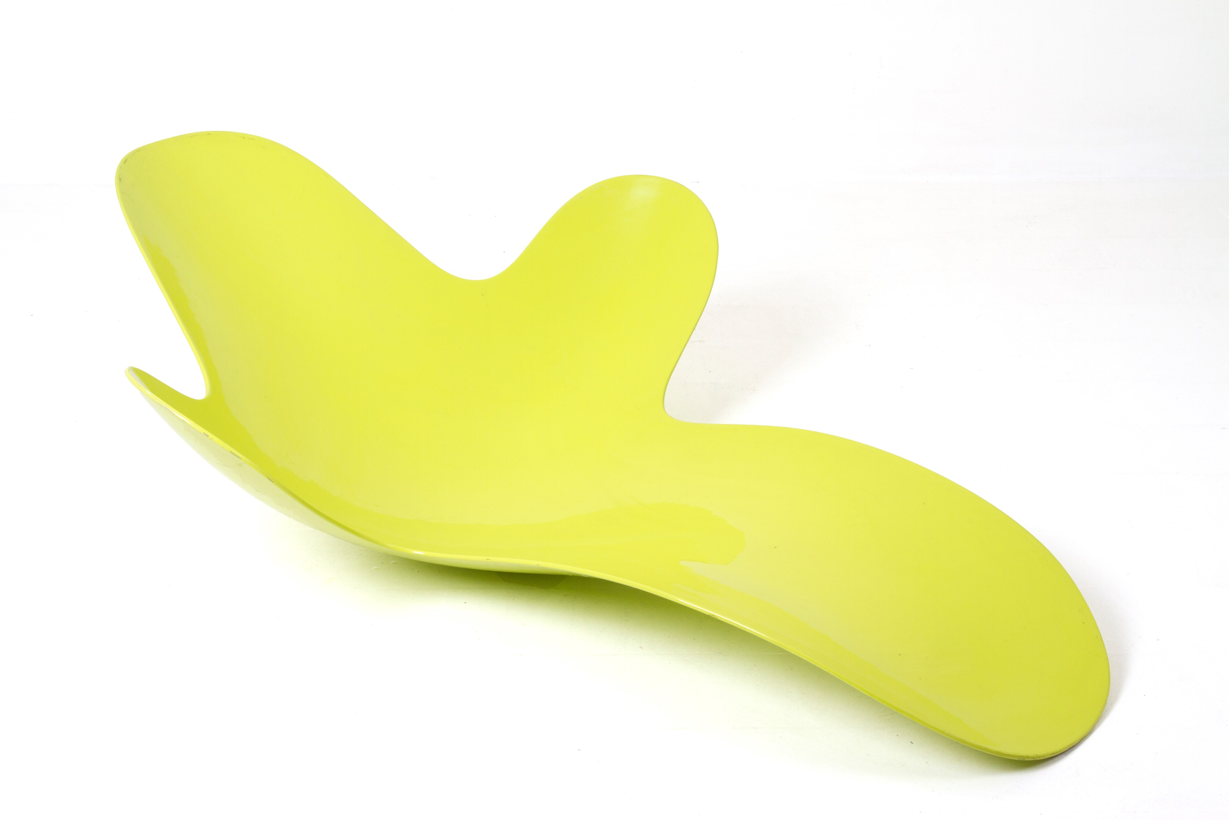 Monica Graffeo - Chaise Longue Lazy Mary Laccata Verde Lime per Disguincio