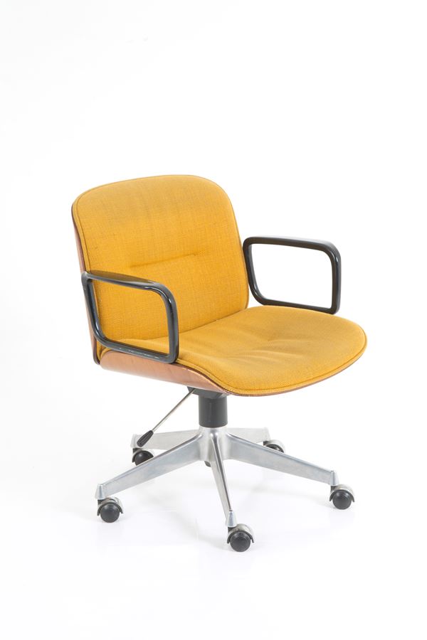 Office chair. MIM