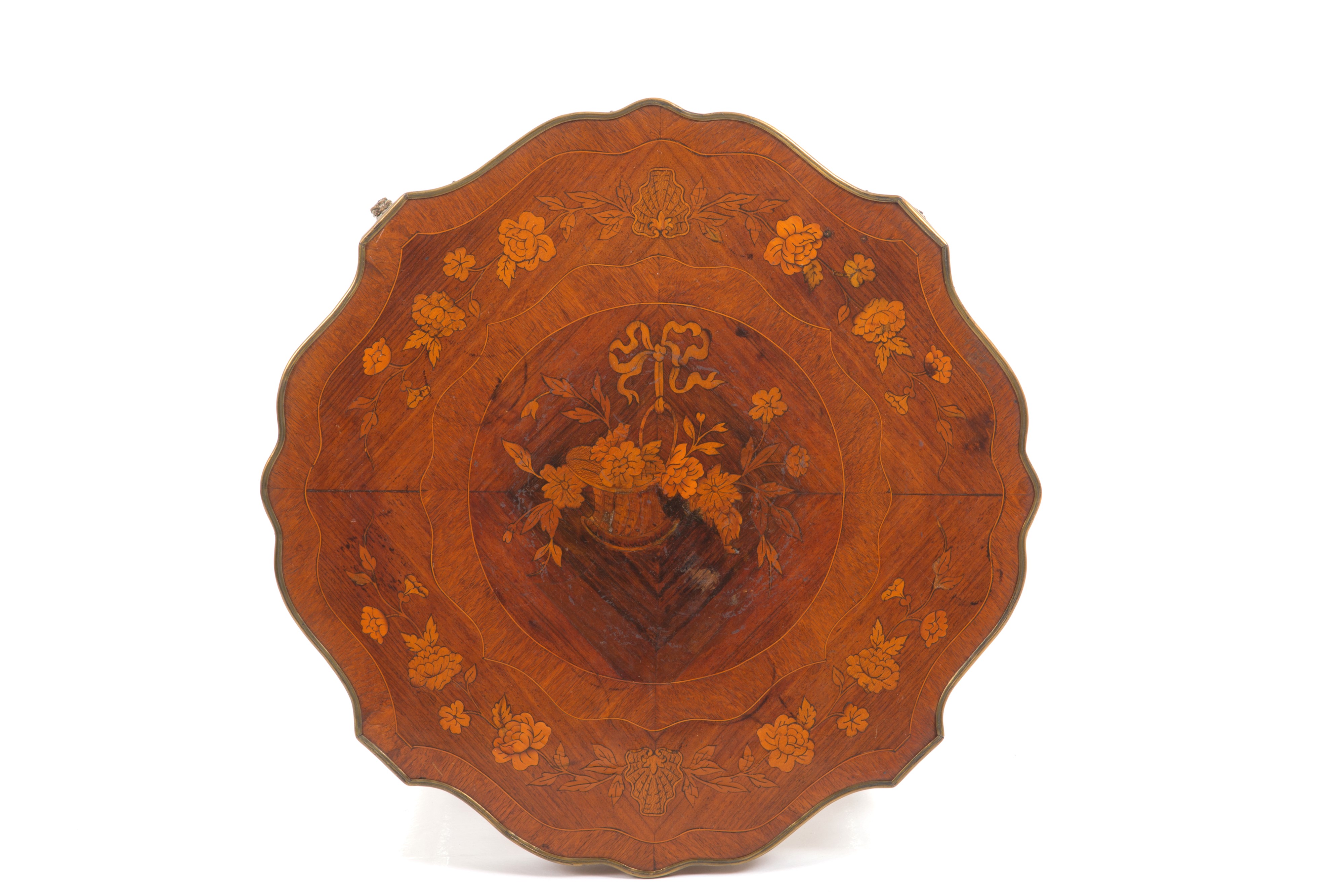 Tavolino Polilobato in Legno