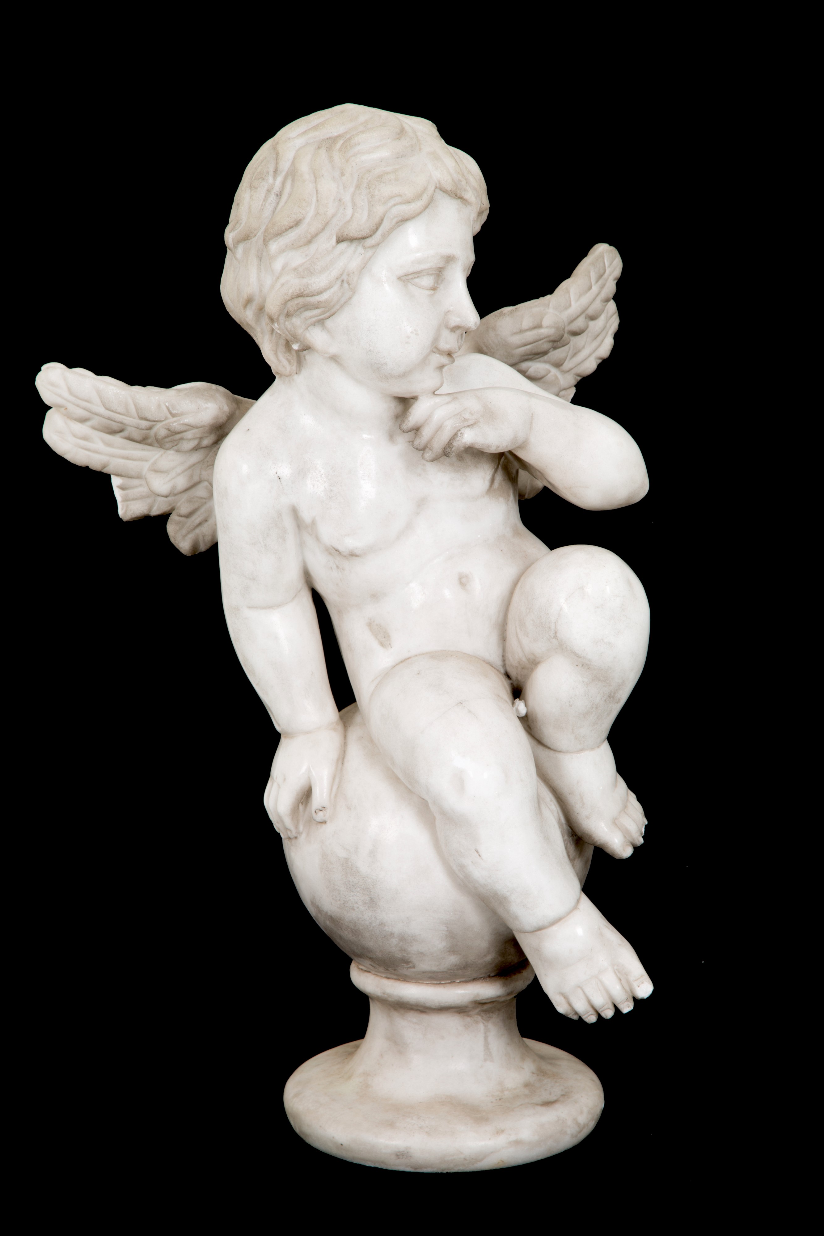 Due Sculture "angeli Seduti su Sfere"