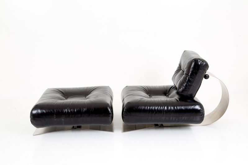 Poltrona Alta per MOBILIER INTERNATIONAL