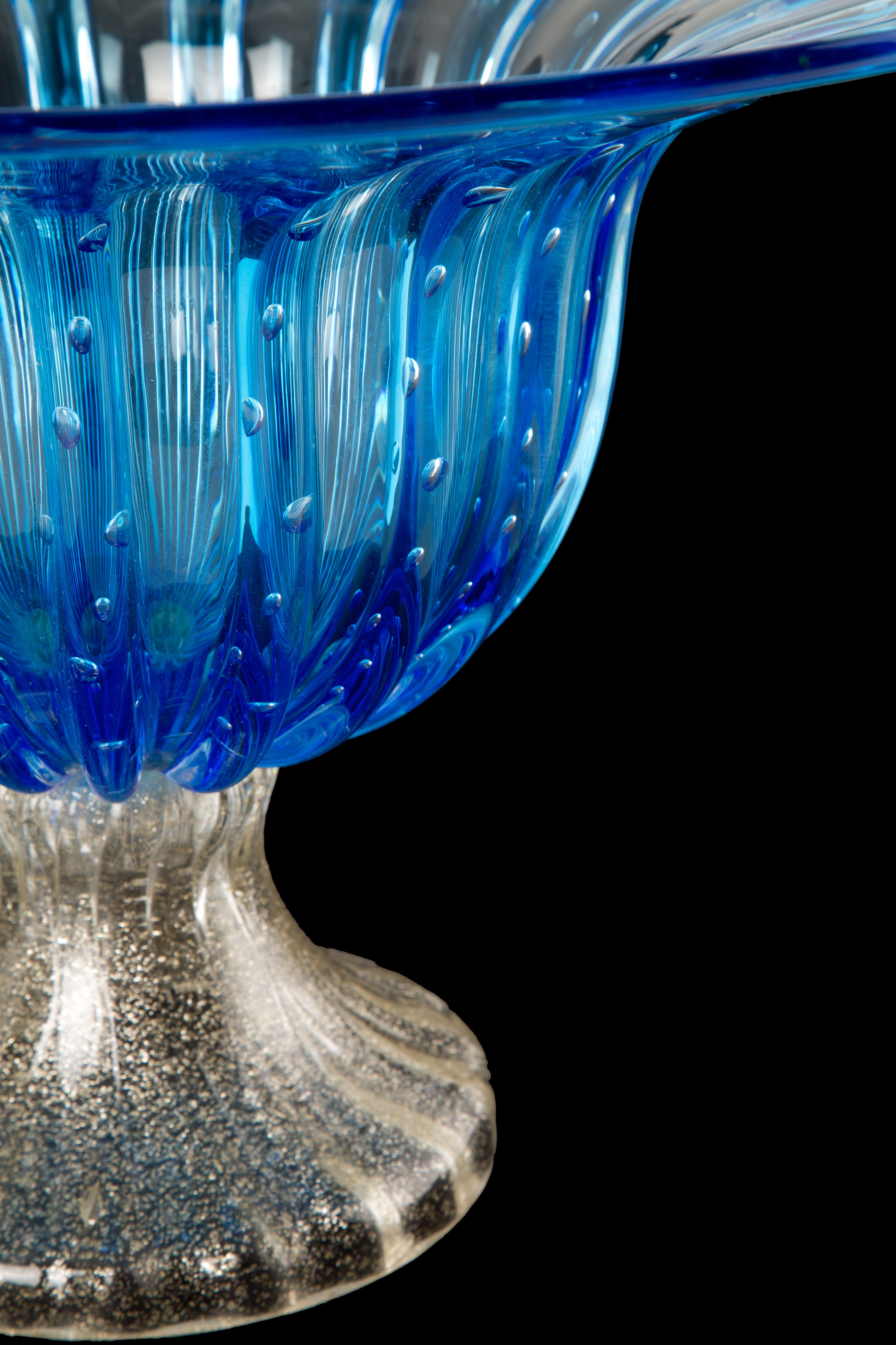 Grande alzata in vetro di Murano, toni blu e oro