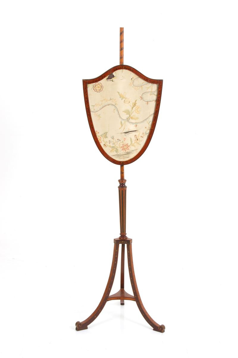 Paraluce a forma di scudo