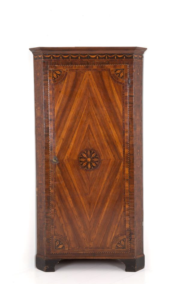 Large corner cabinet