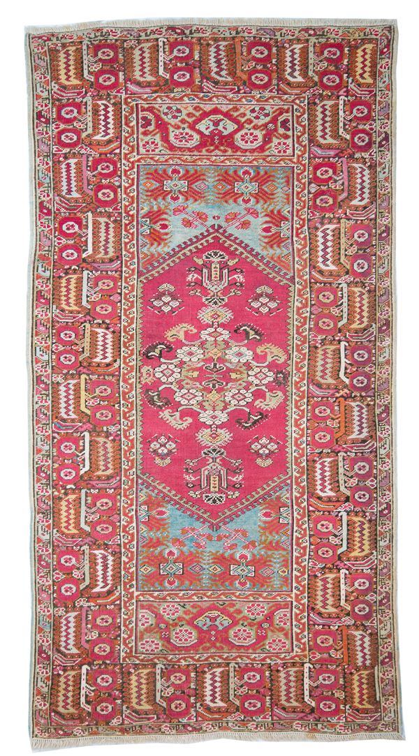 Ghiordes Carpet. Anatolia