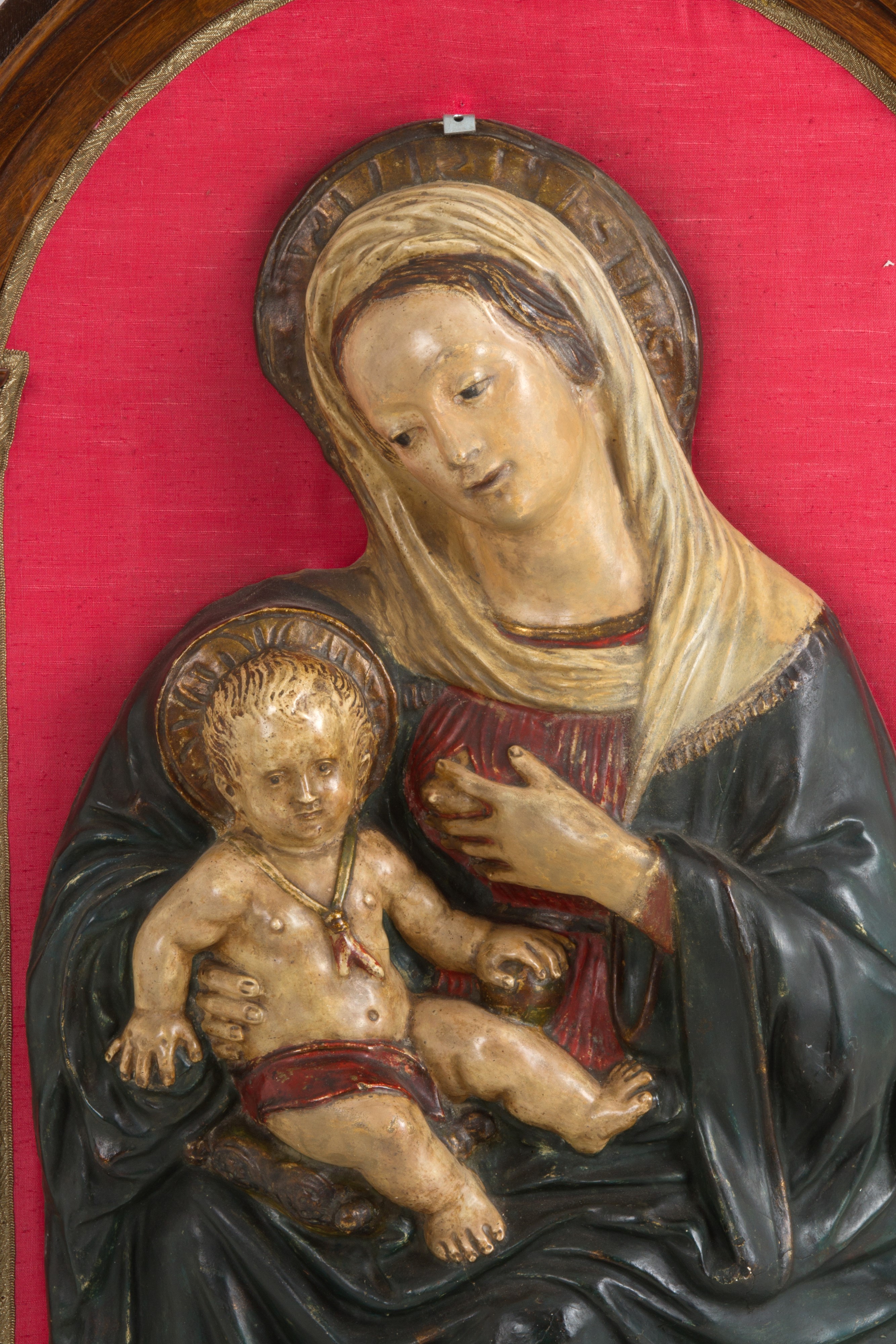 Scultura in cartapesta "MADONNA DEL LATTE"