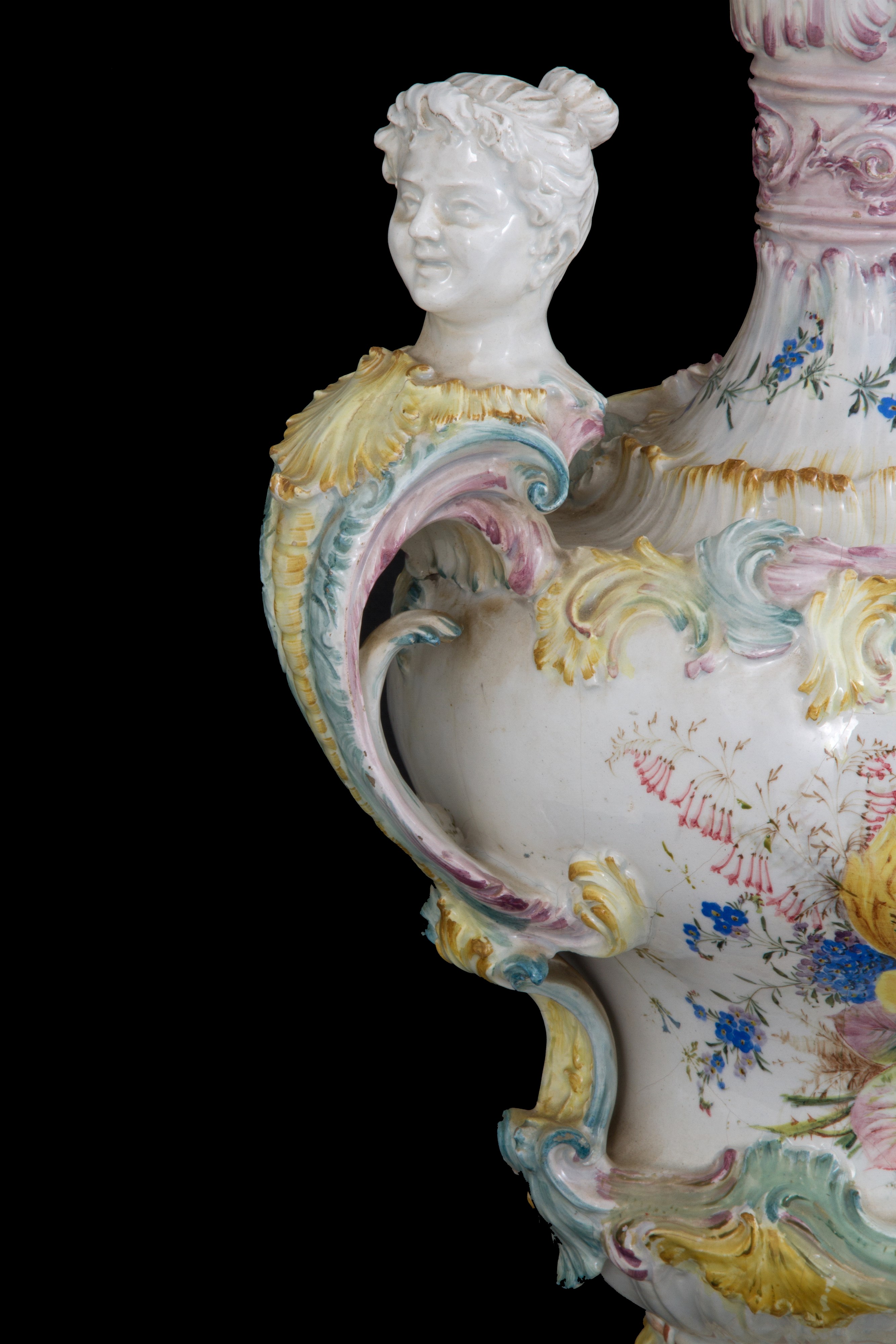 Coppia di Vasi in Ceramica
