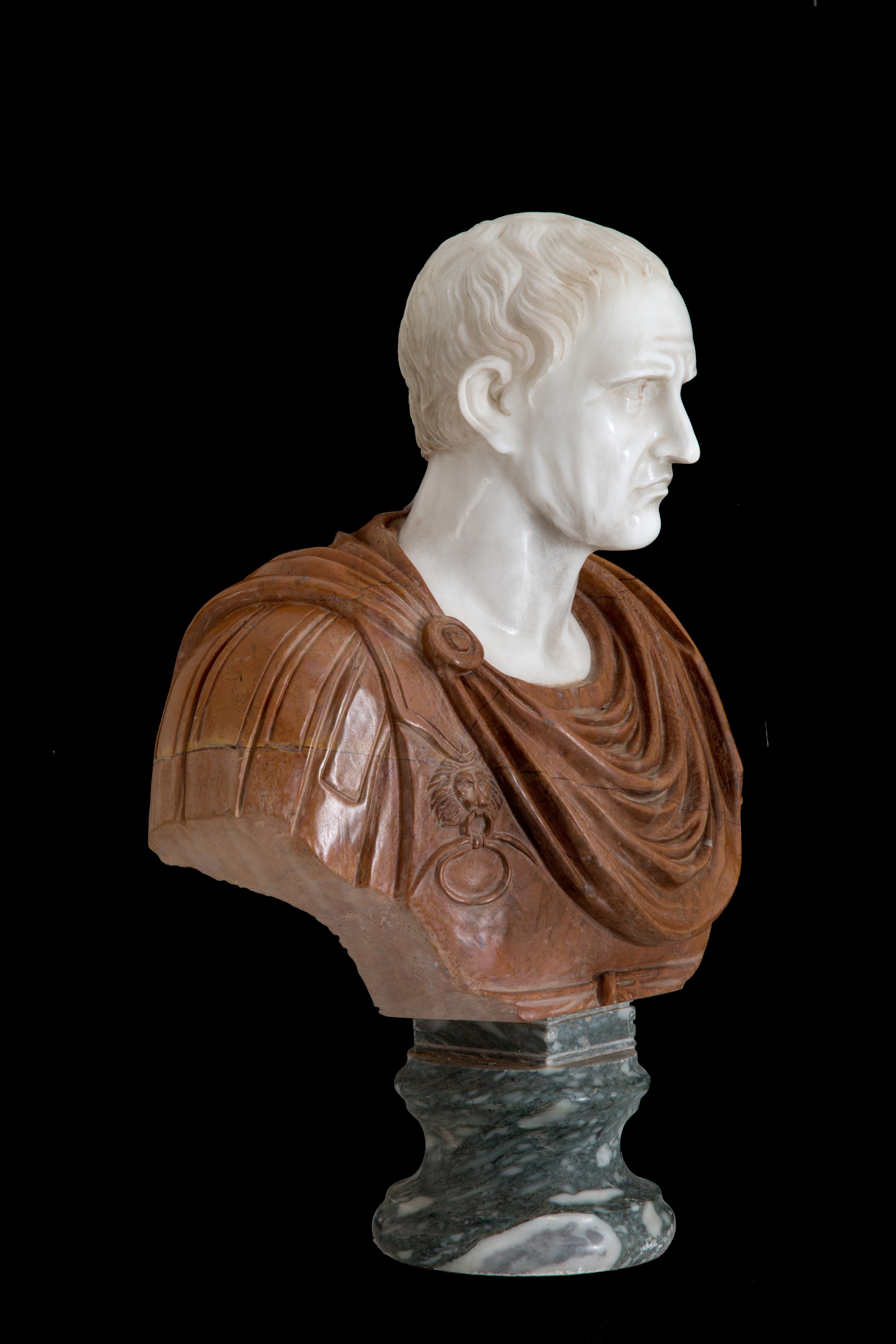 Scultura in Marmi Policromi "imperatore"