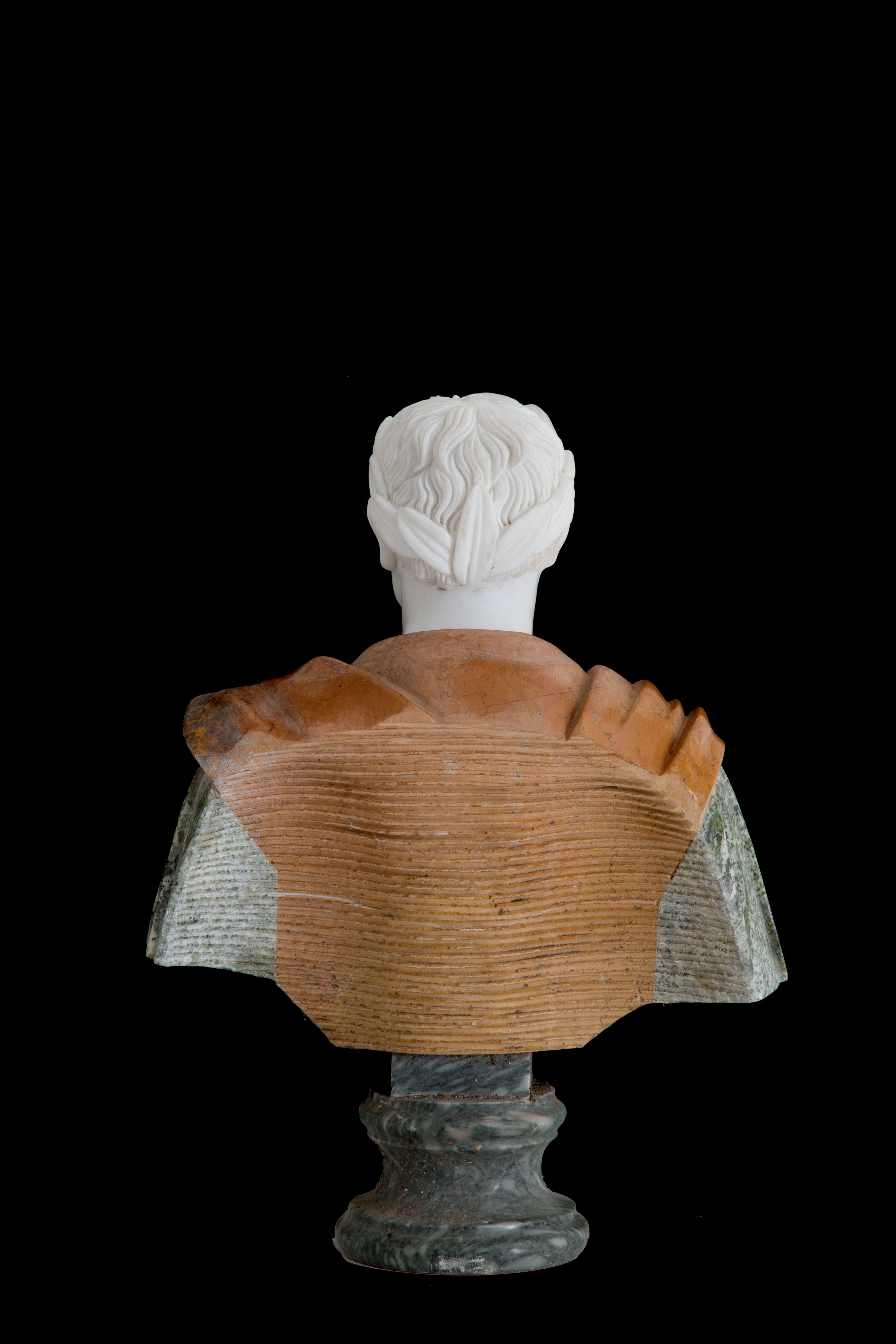 Scultura in Marmi Policromi "imperatore"