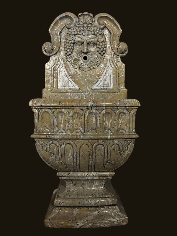Fontana in marmo  - Asta MILANO DECOR - Antiques, Fine Art, Carpets & Design Auction (n. 101) - Viscontea Casa d'Aste