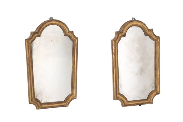 Pair of small polylobed mirrors