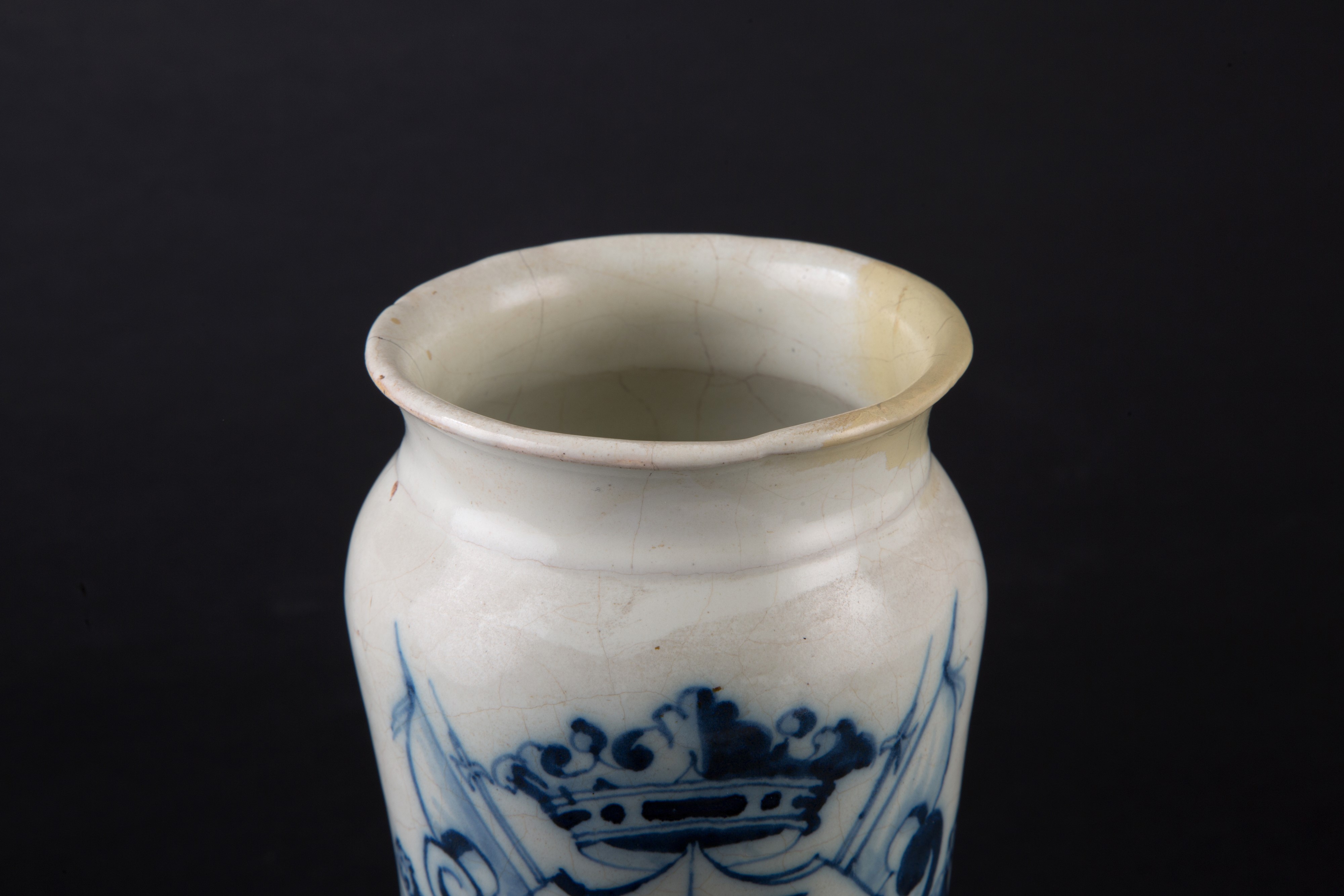 Albarello in maiolica