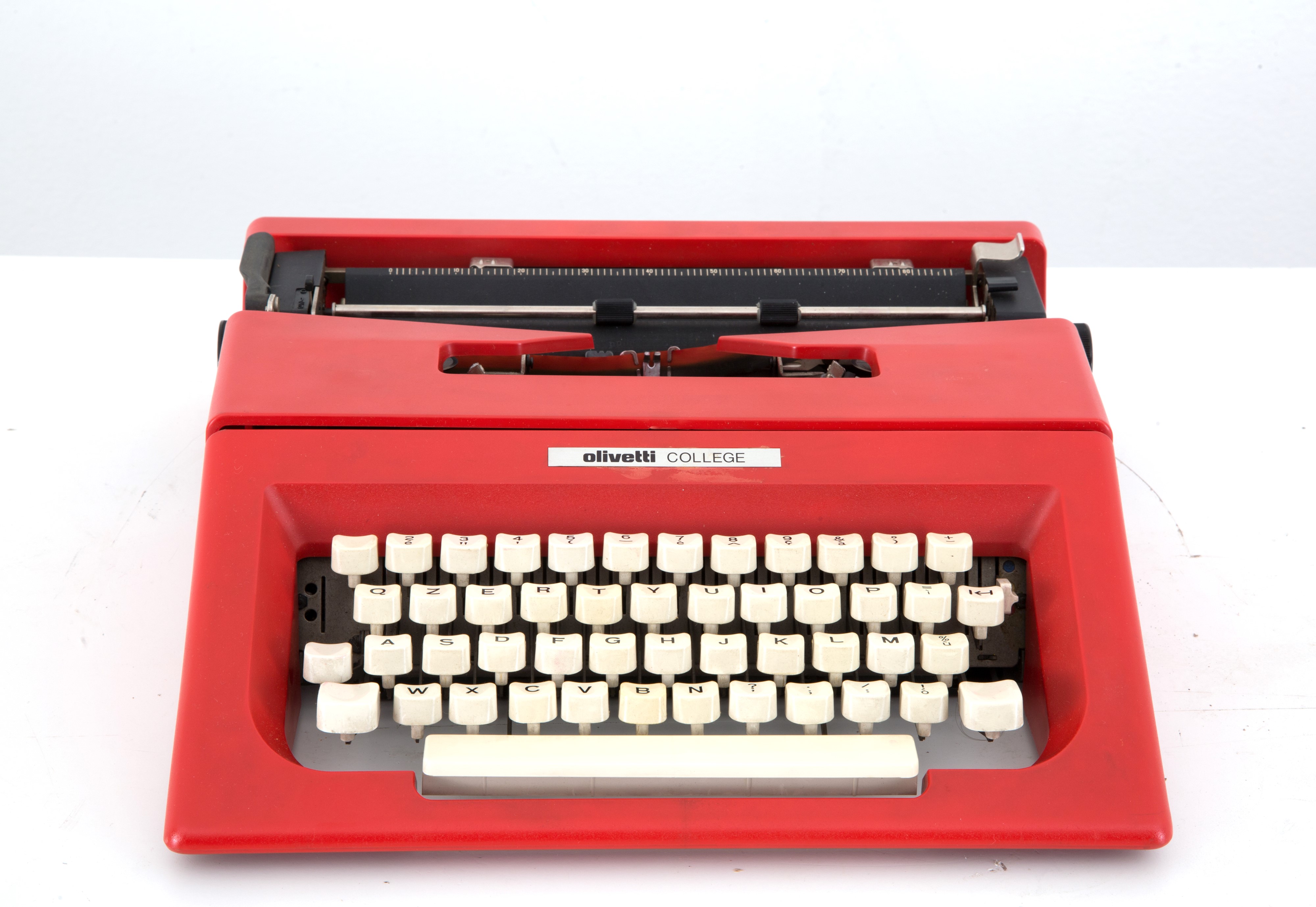 Macchina da Scrivere Olivetti College