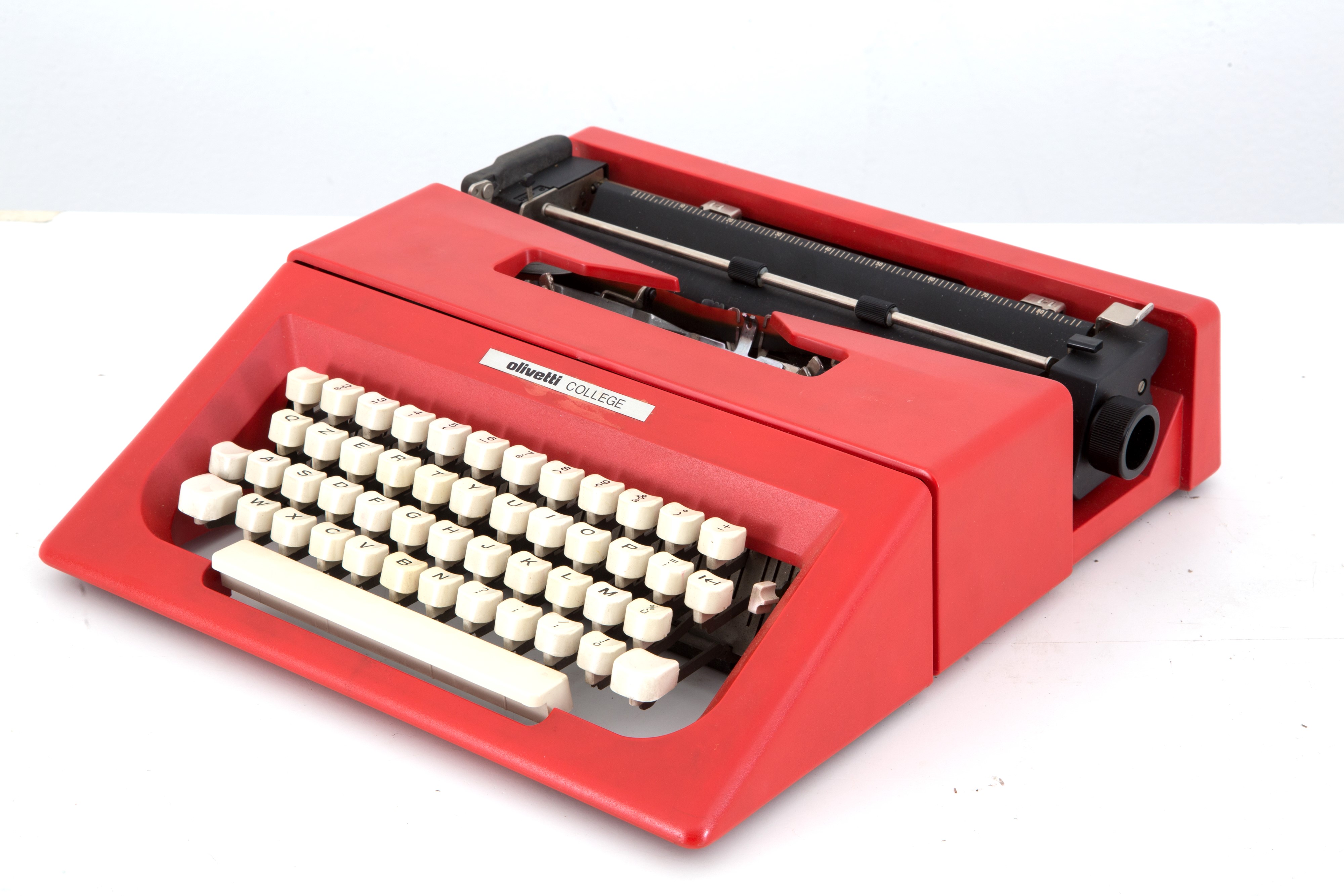 Macchina da Scrivere Olivetti College