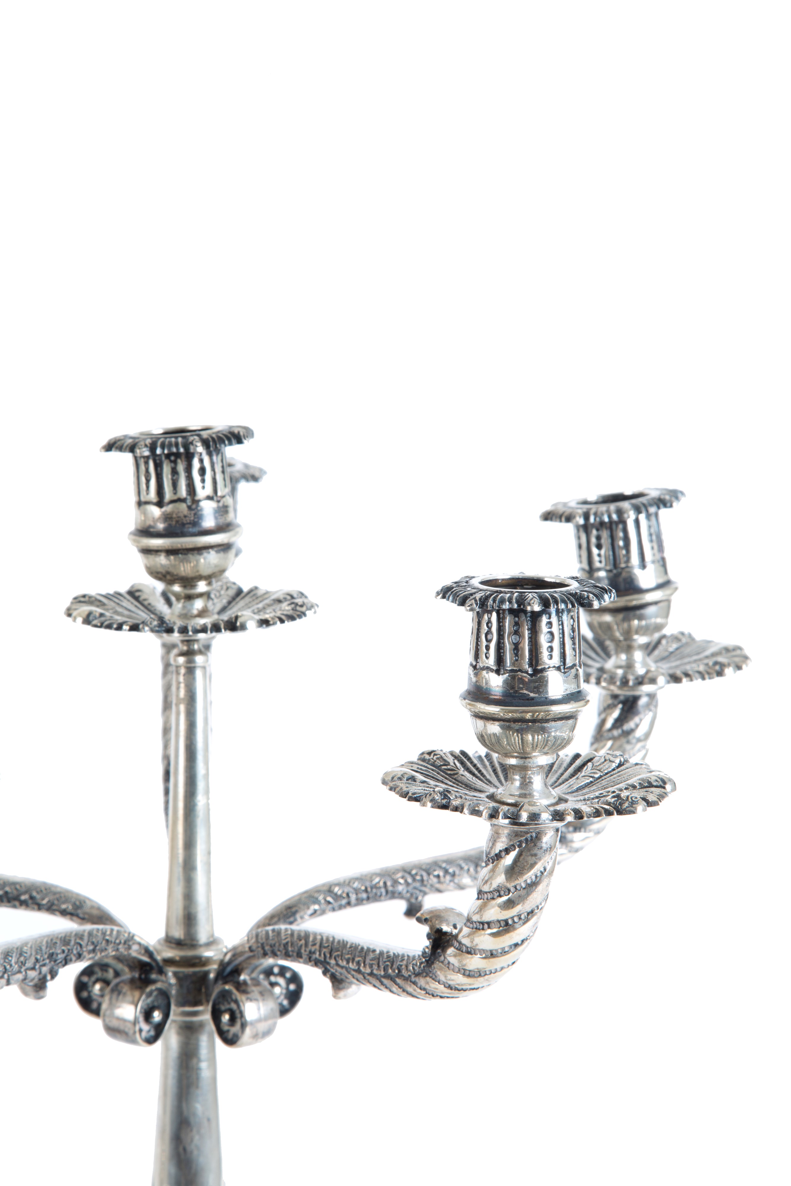 Coppia di candelabri in argento