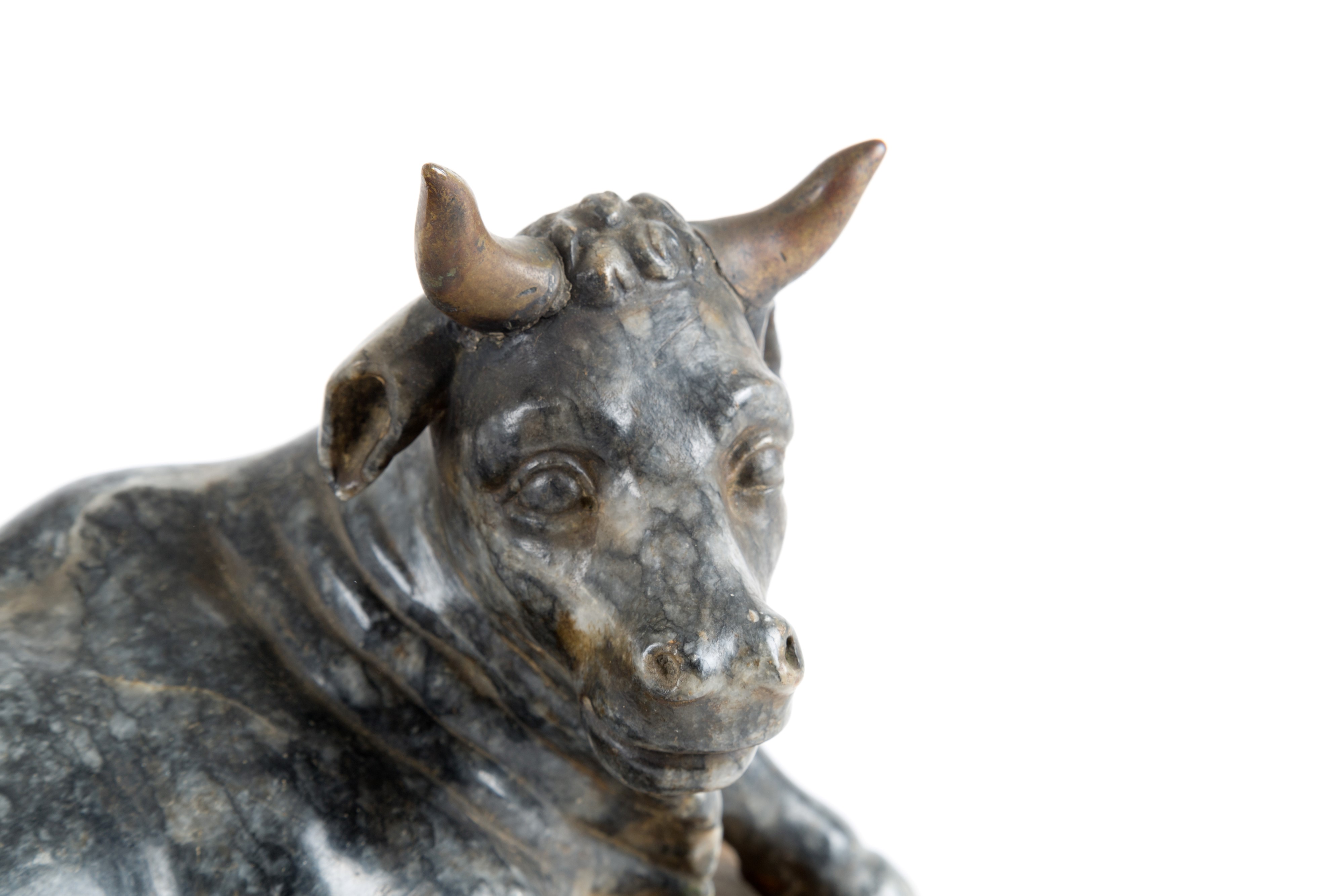 Scultura in Marmo 'mucca Sdraiata'