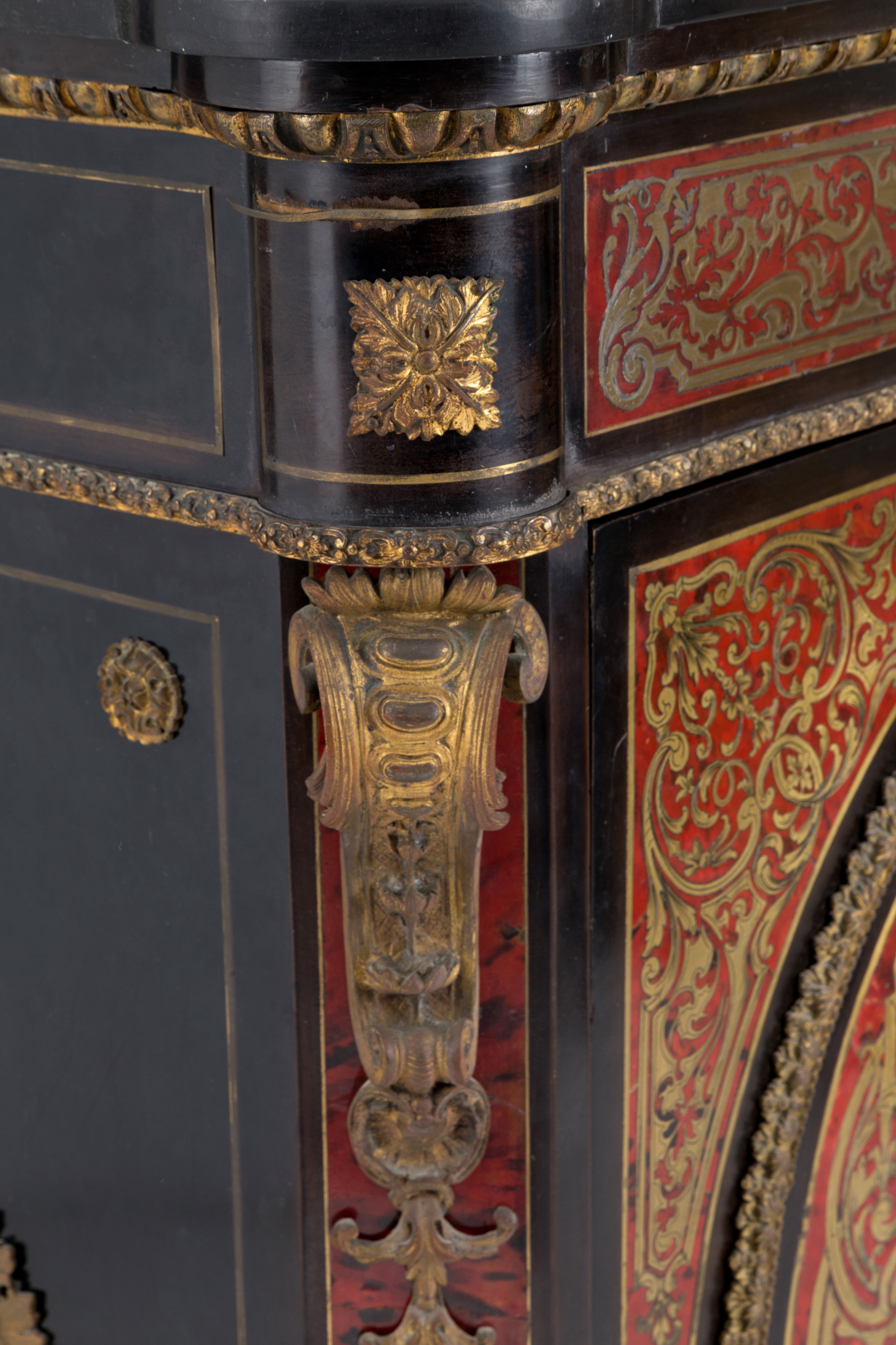 Credenza tipo Boulle