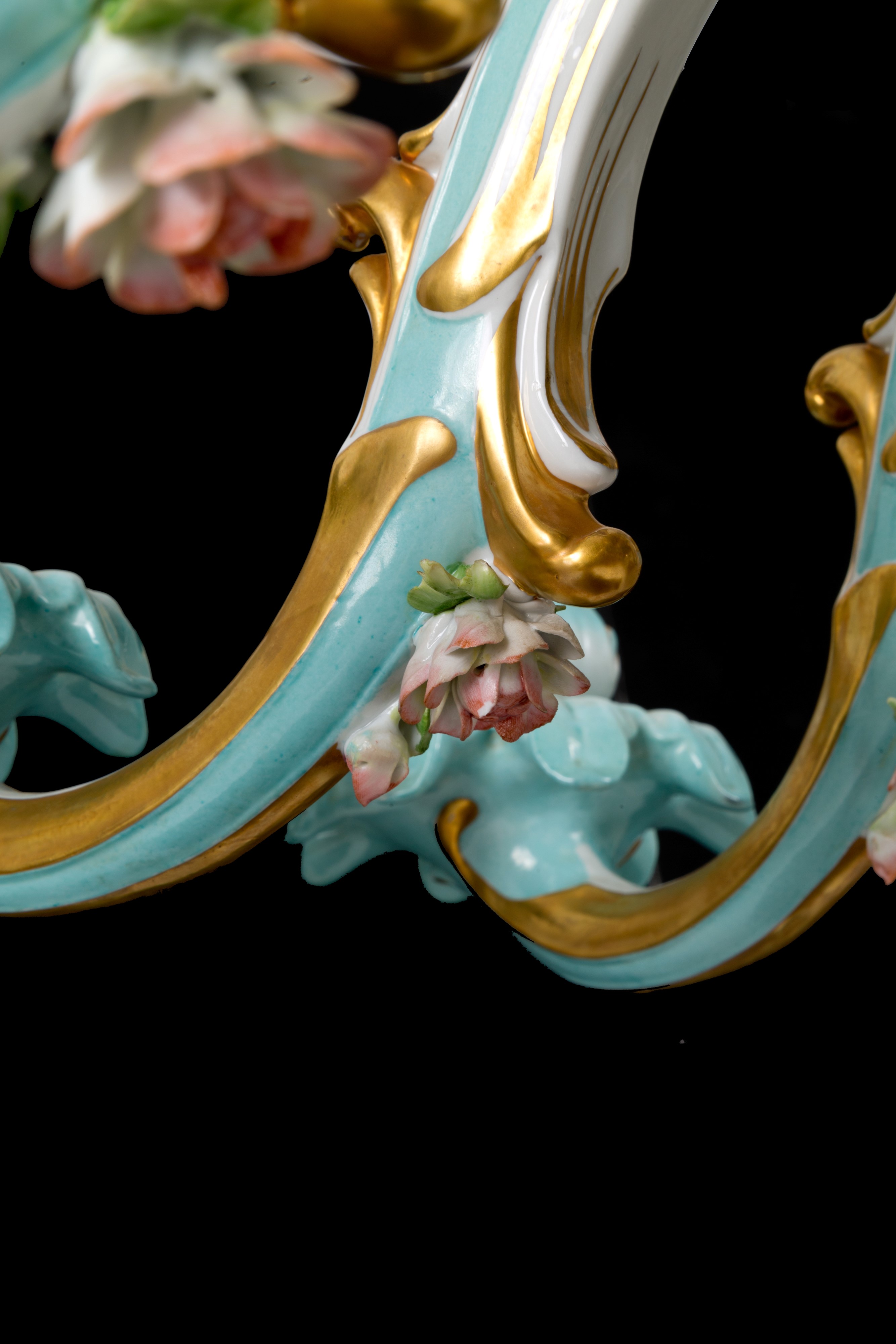 Lampadario in porcellana