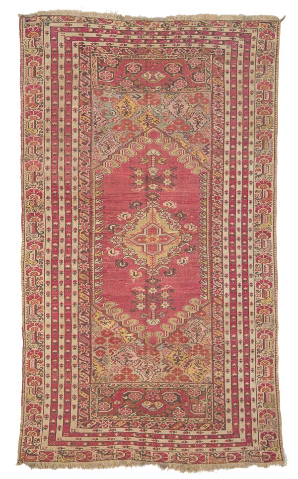 Ghiordes Carpet. Anatolia