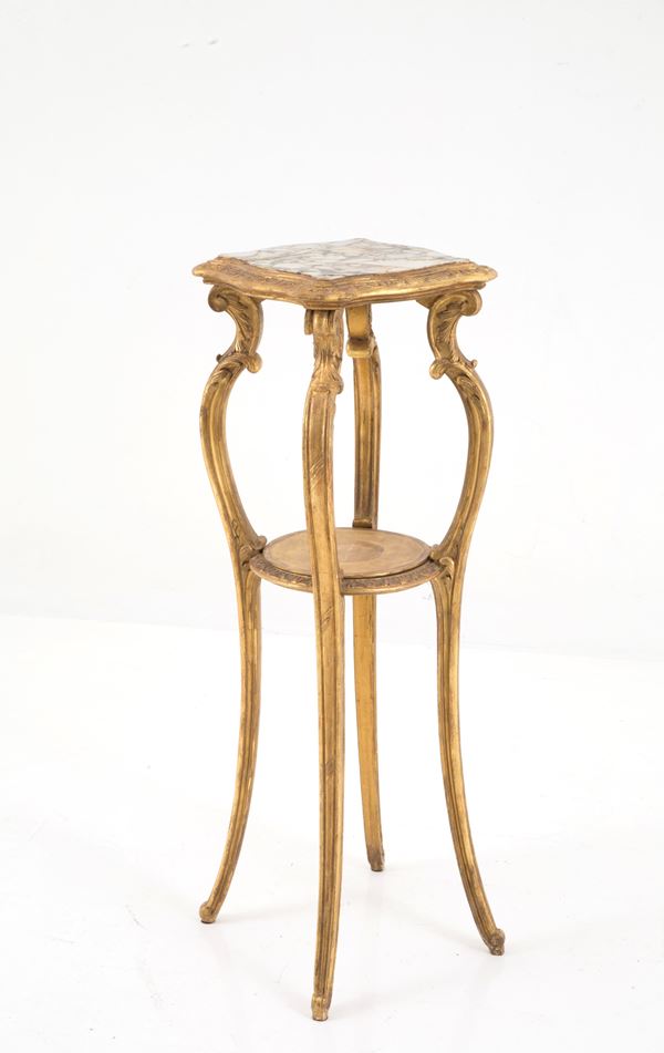 Gueridon with marble top