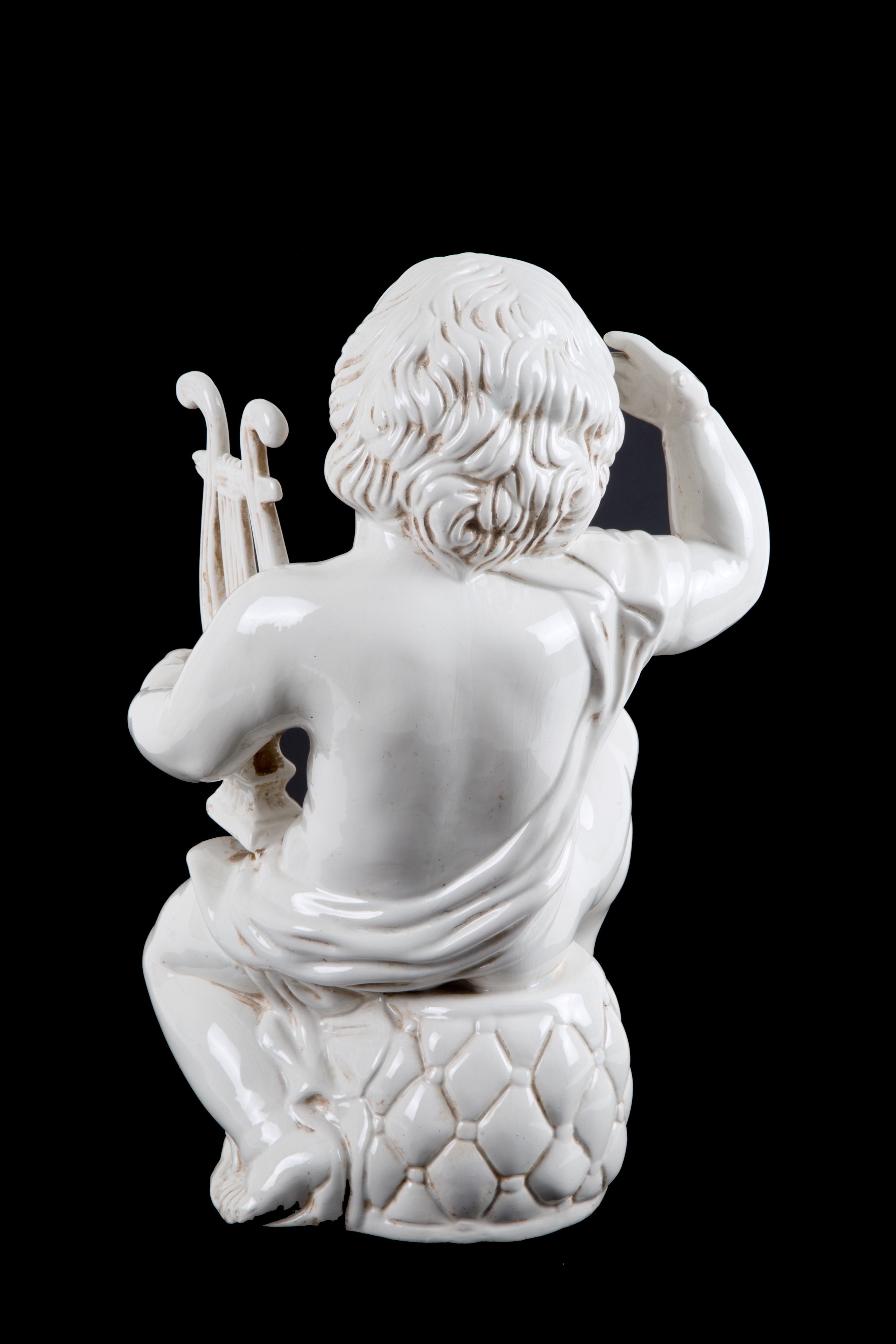 Scultura in Ceramica "putto con Cetra"