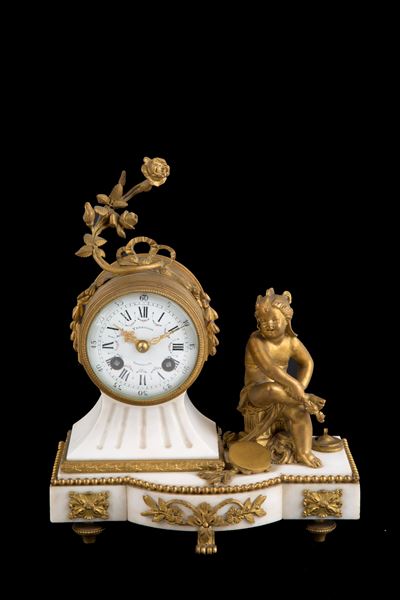 Orologio in Marmo Bianco e Bronzo
