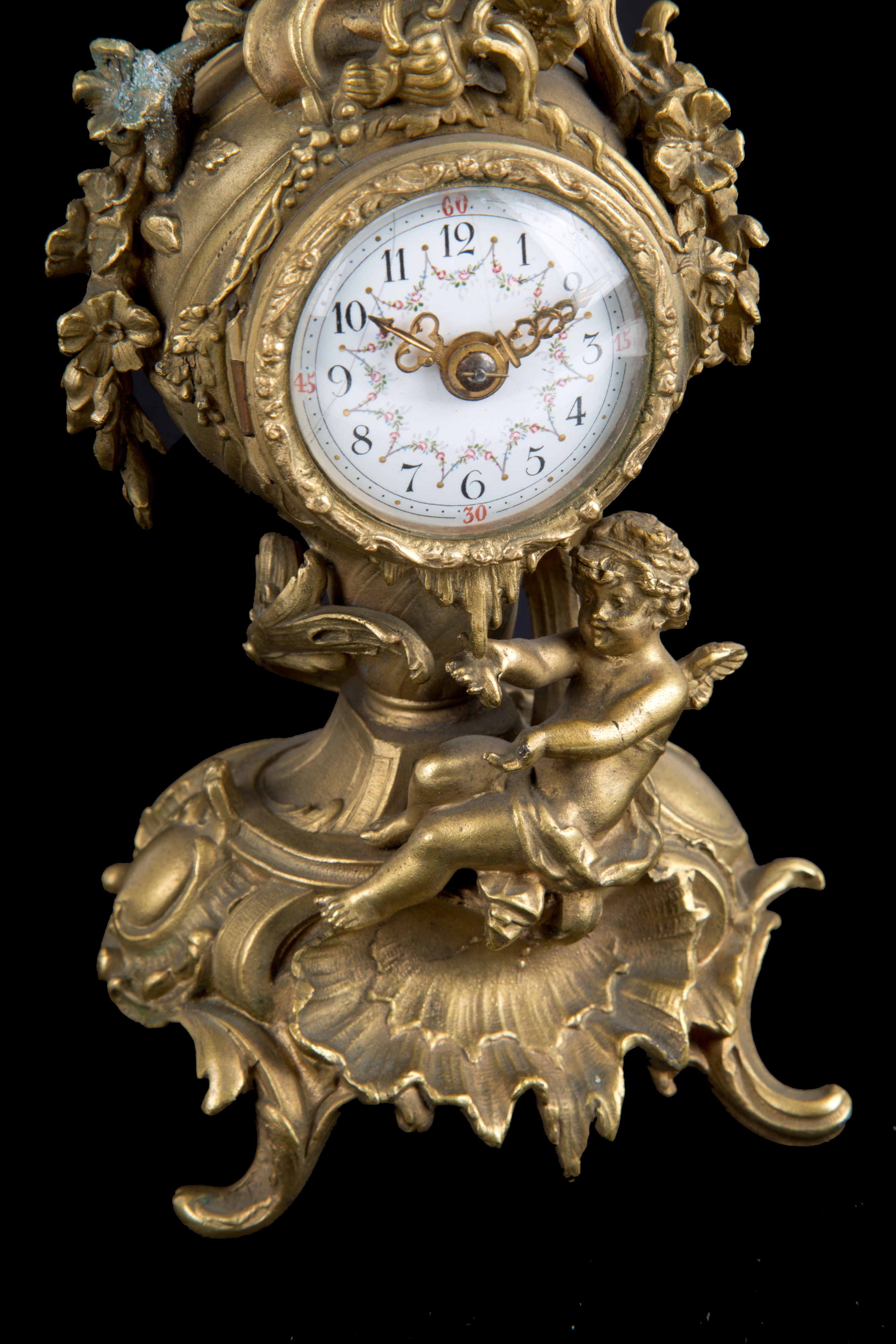 Piccolo Orologio in Bronzo