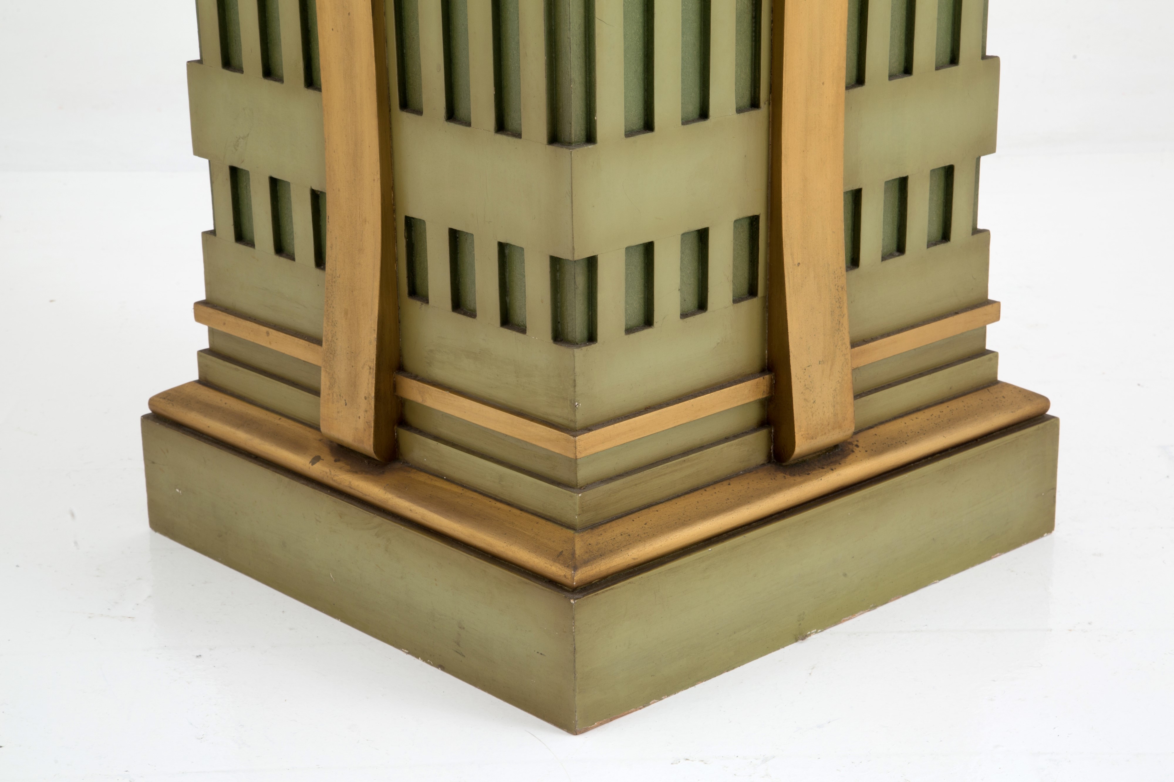 Colonna in Legno