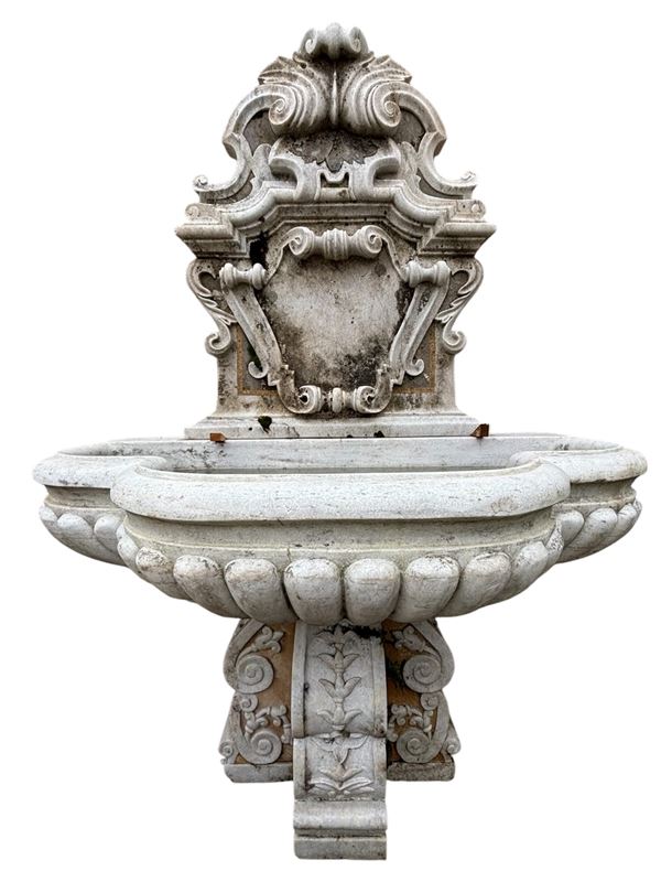 Wall fountain