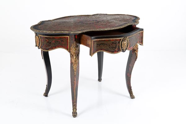 Boulle-type biscuit table