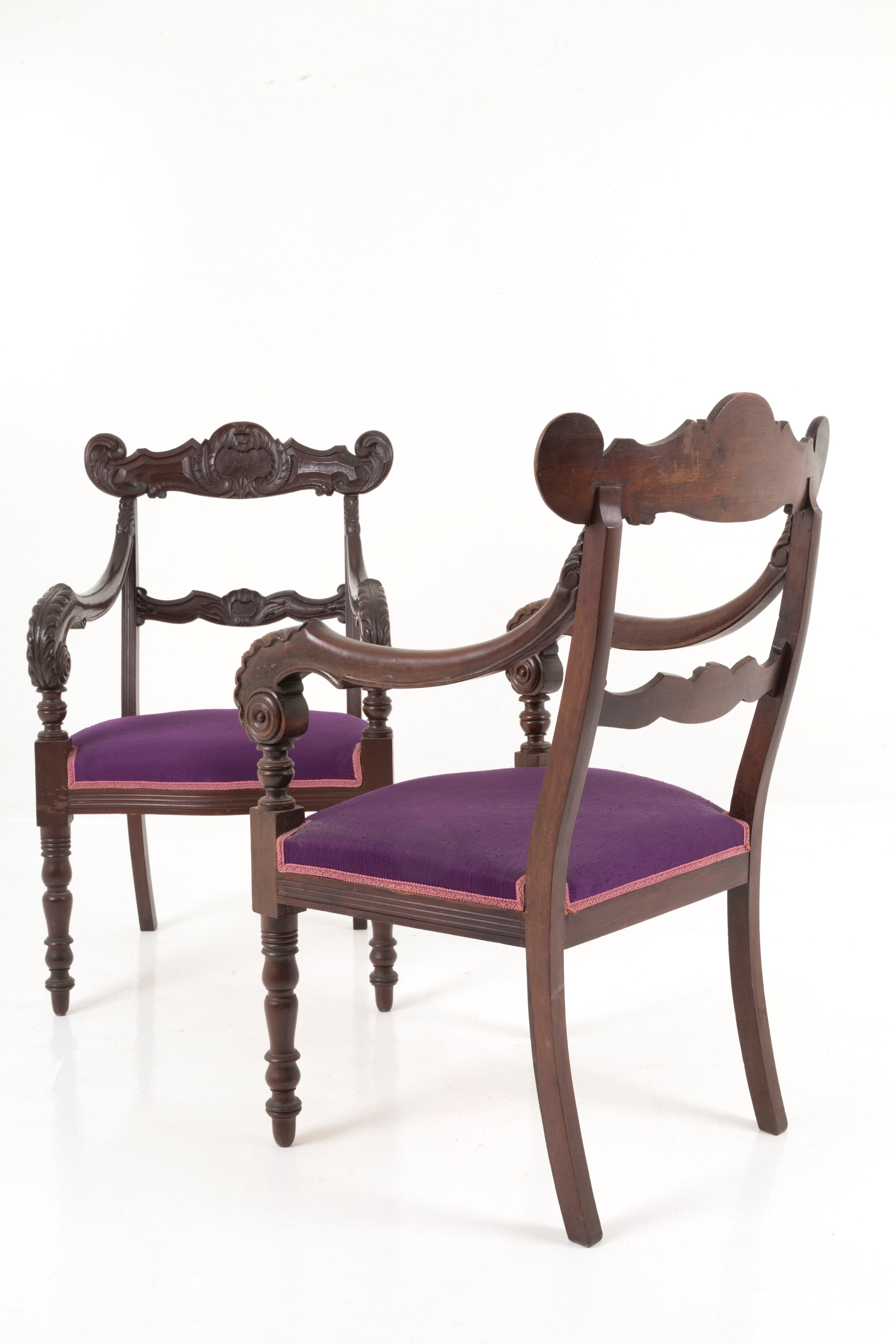 Coppia di poltrone. Bottega PETERS