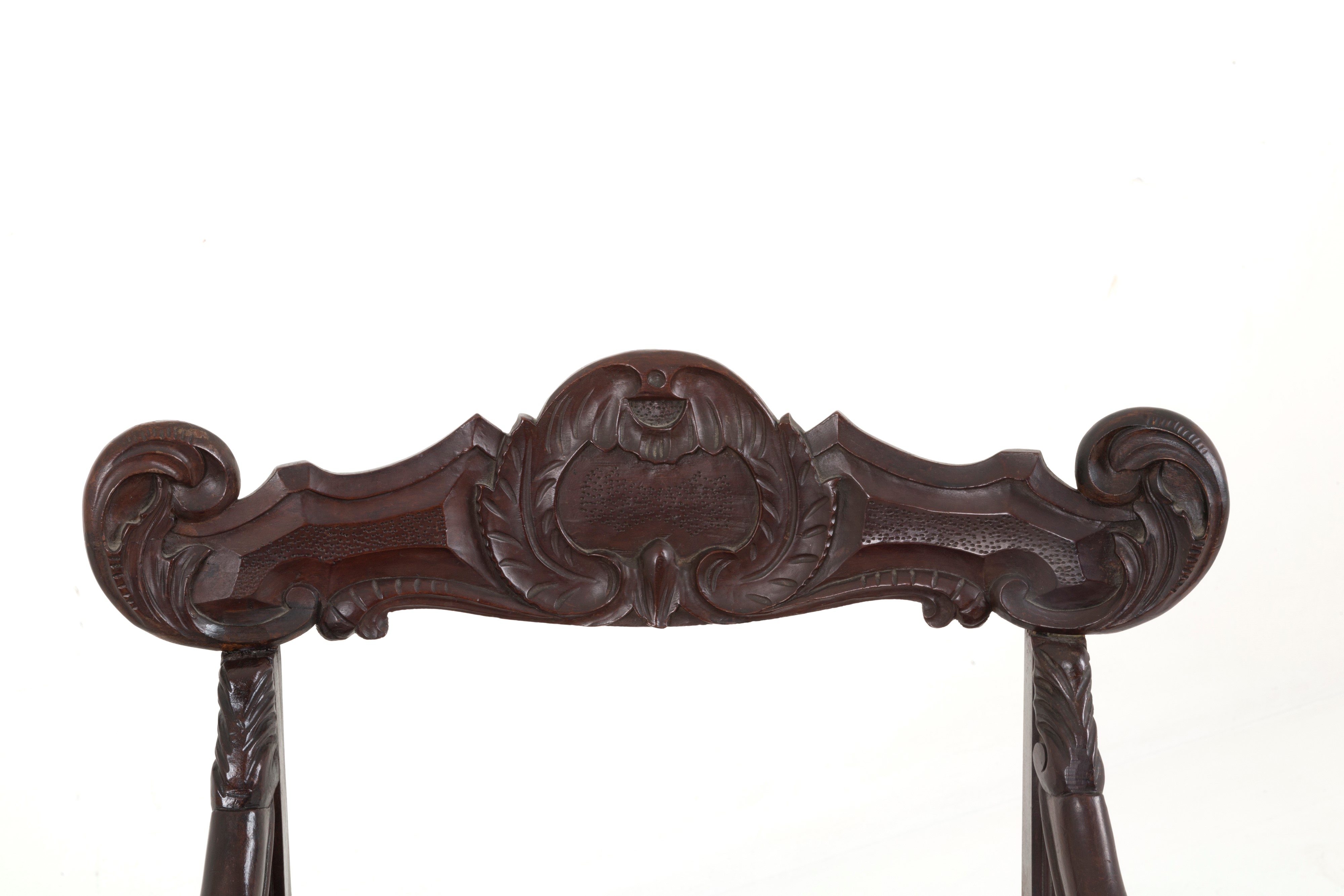 Coppia di poltrone. Bottega PETERS