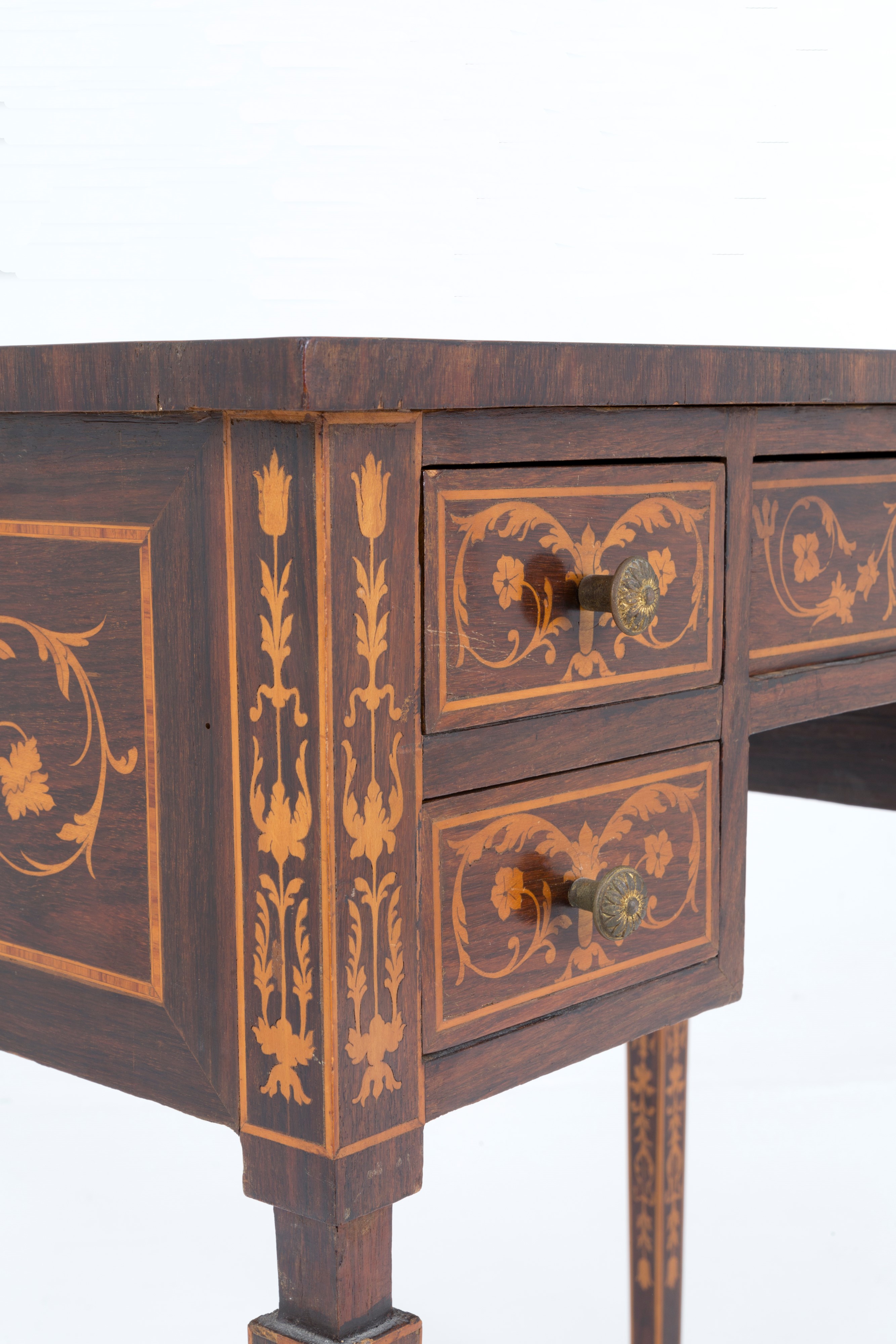 Piccolo scrittoio in stile Luigi XVI