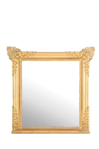 Caminiera Carlo X, legno intagliato e dorato con specchio al mercurio